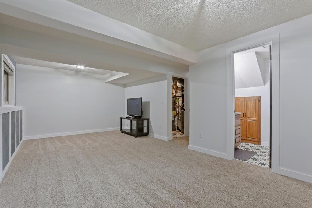 View of Residential at 5536 Aldrich Drive, Brooklyn Center MN 55430, Brooklyn Center (14 of 31) - Mike Wilen | Minnesota Team Real Estate