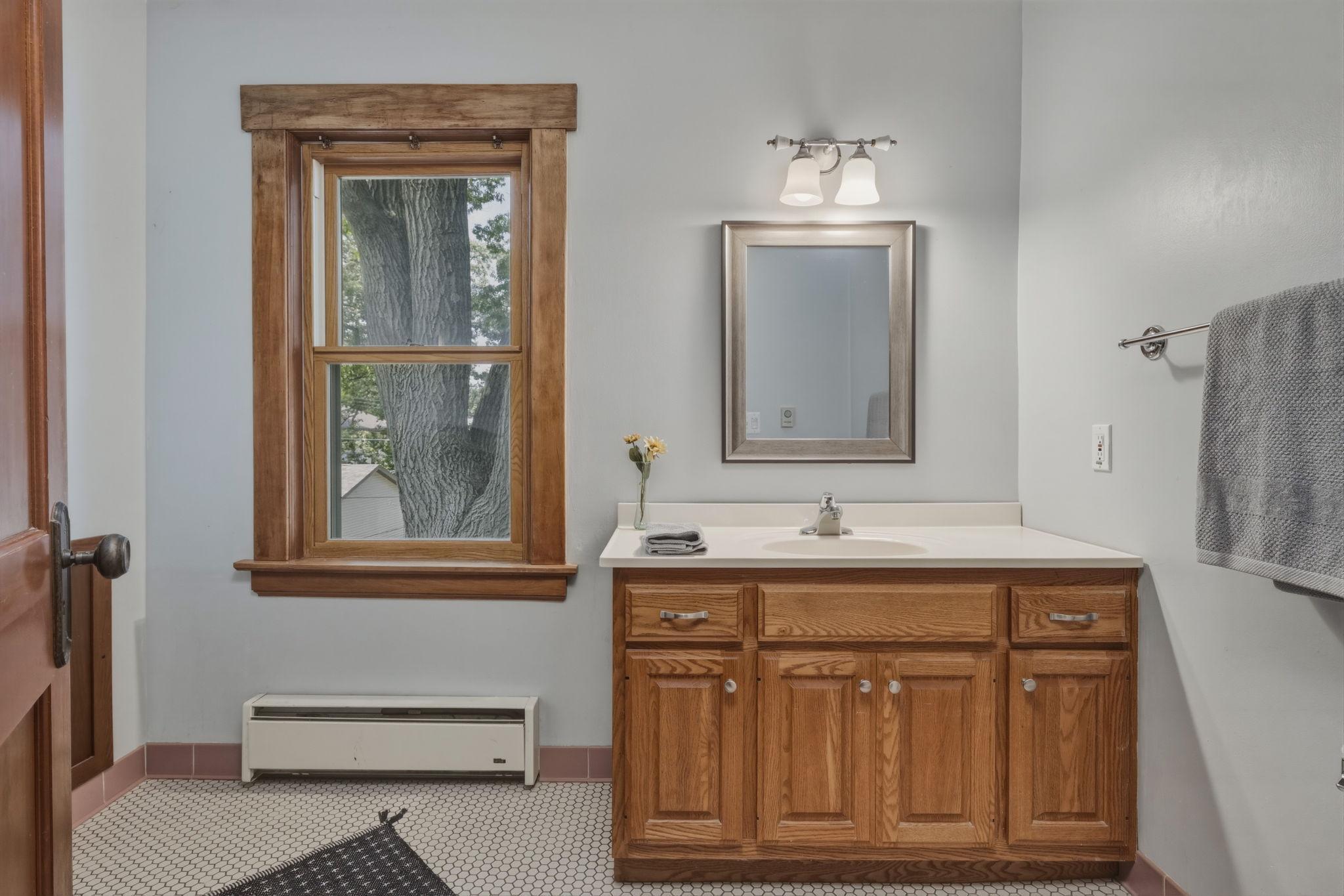 View of Residential at 2133 Goodrich Avenue, Saint Paul MN 55105, Saint Paul (27 of 52) - Mike Wilen | Minnesota Team Real Estate