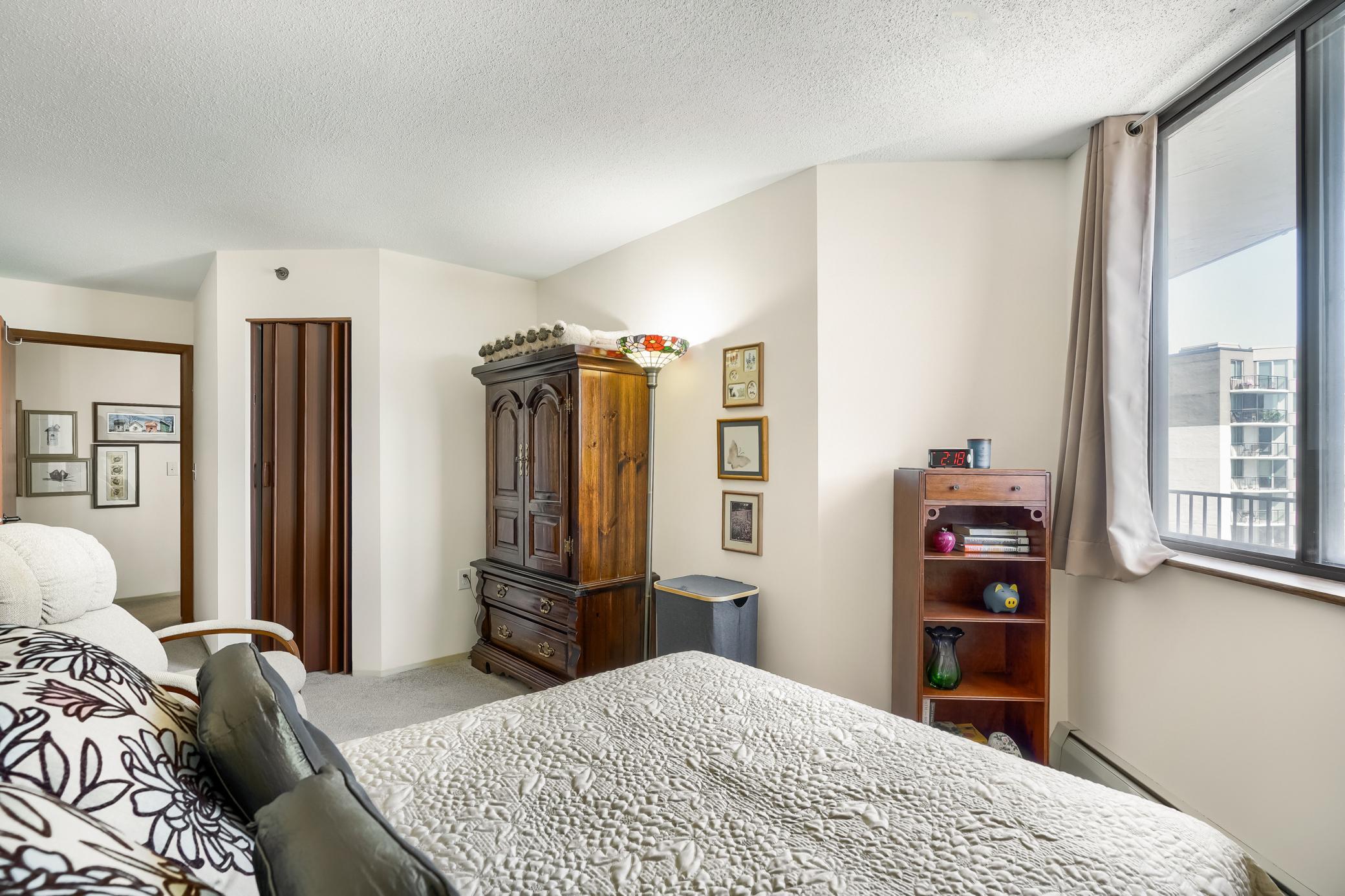View of Residential at 6500 Woodlake Drive #601, Richfield MN 55423, Richfield (14 of 22) - Mike Wilen | Minnesota Team Real Estate
