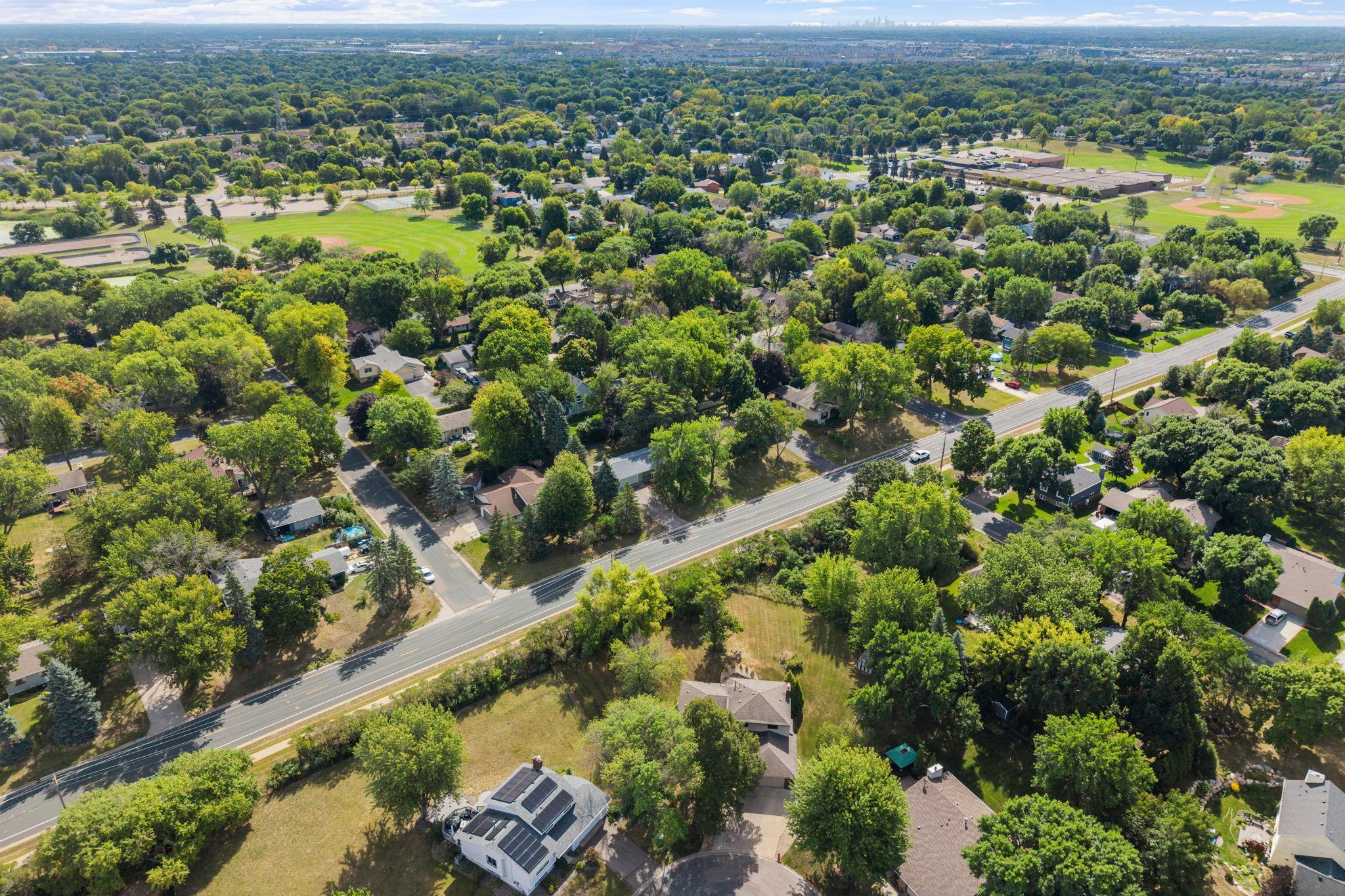 View of Residential at 9068 Rice Lake Road, Maple Grove MN 55369, Maple Grove (52 of 55) - Mike Wilen | Minnesota Team Real Estate