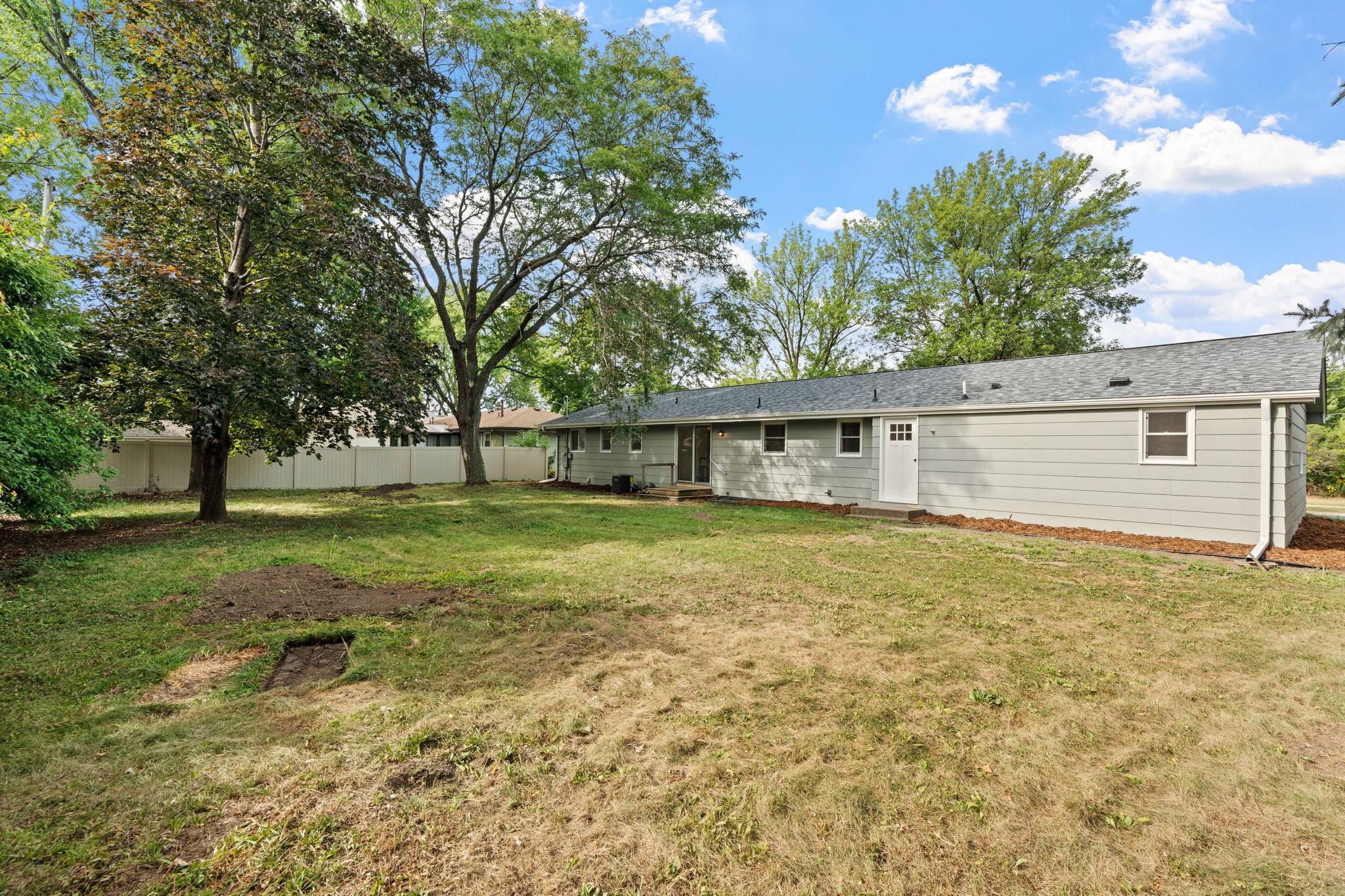 View of Residential at 9068 Rice Lake Road, Maple Grove MN 55369, Maple Grove (41 of 55) - Mike Wilen | Minnesota Team Real Estate
