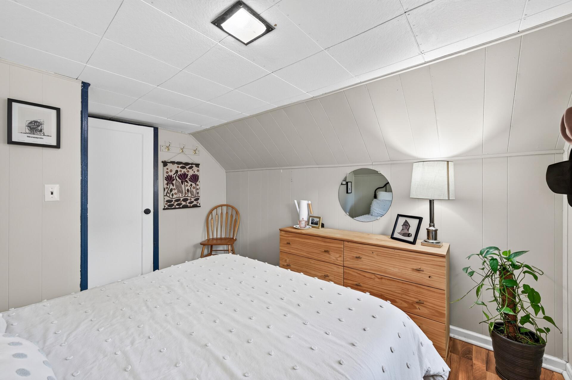 View of Residential at 2323 Standish Street, Saint Paul MN 55108, Saint Paul (22 of 30) - Mike Wilen | Minnesota Team Real Estate