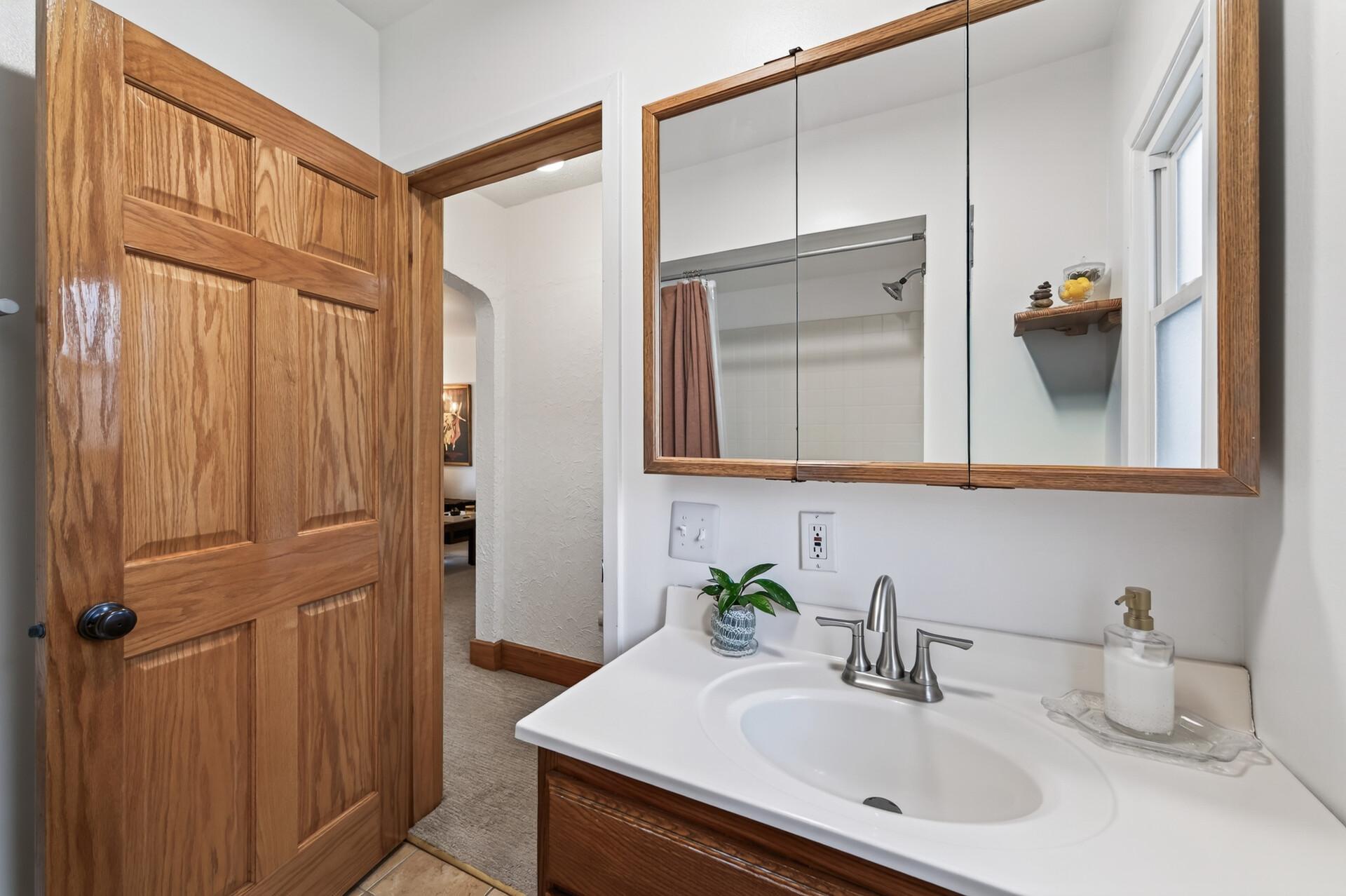 View of Residential at 2323 Standish Street, Saint Paul MN 55108, Saint Paul (17 of 30) - Mike Wilen | Minnesota Team Real Estate