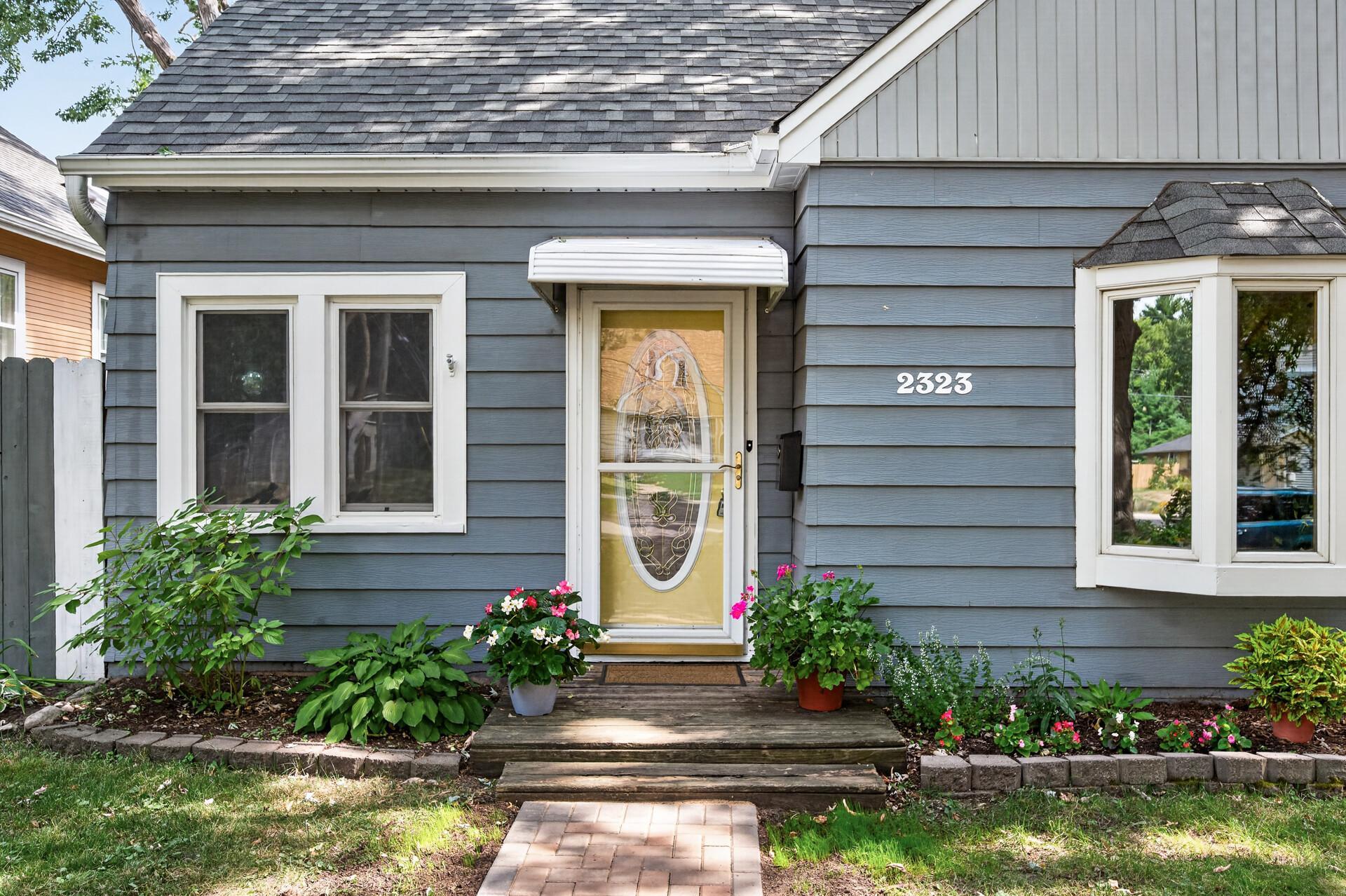 View of Residential at 2323 Standish Street, Saint Paul MN 55108, Saint Paul (4 of 30) - Mike Wilen | Minnesota Team Real Estate