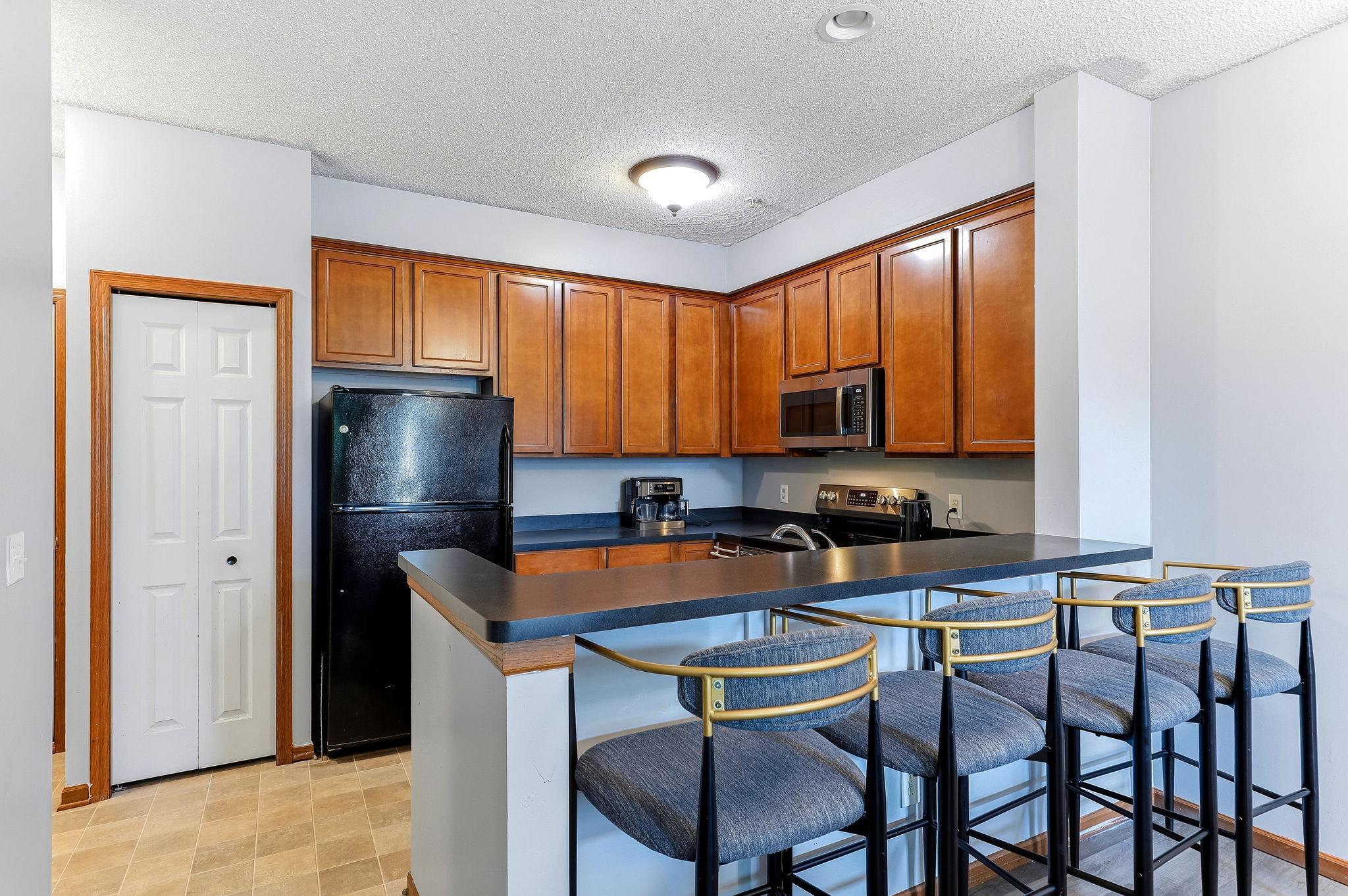 View of Residential at 7209 Jewel Lane, Maple Grove MN 55311, Maple Grove (9 of 29) - Mike Wilen | Minnesota Team Real Estate