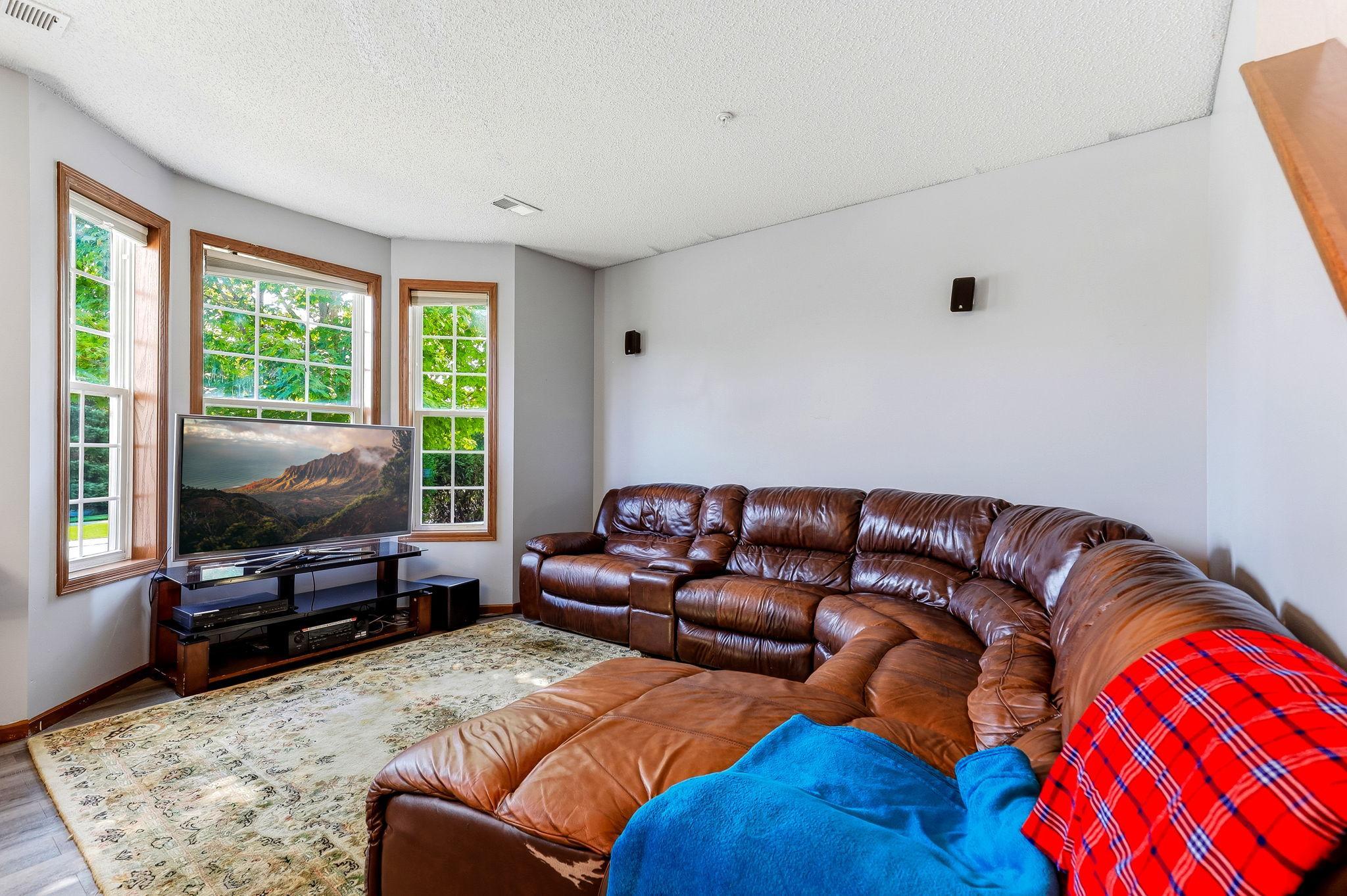 View of Residential at 7209 Jewel Lane, Maple Grove MN 55311, Maple Grove (7 of 29) - Mike Wilen | Minnesota Team Real Estate