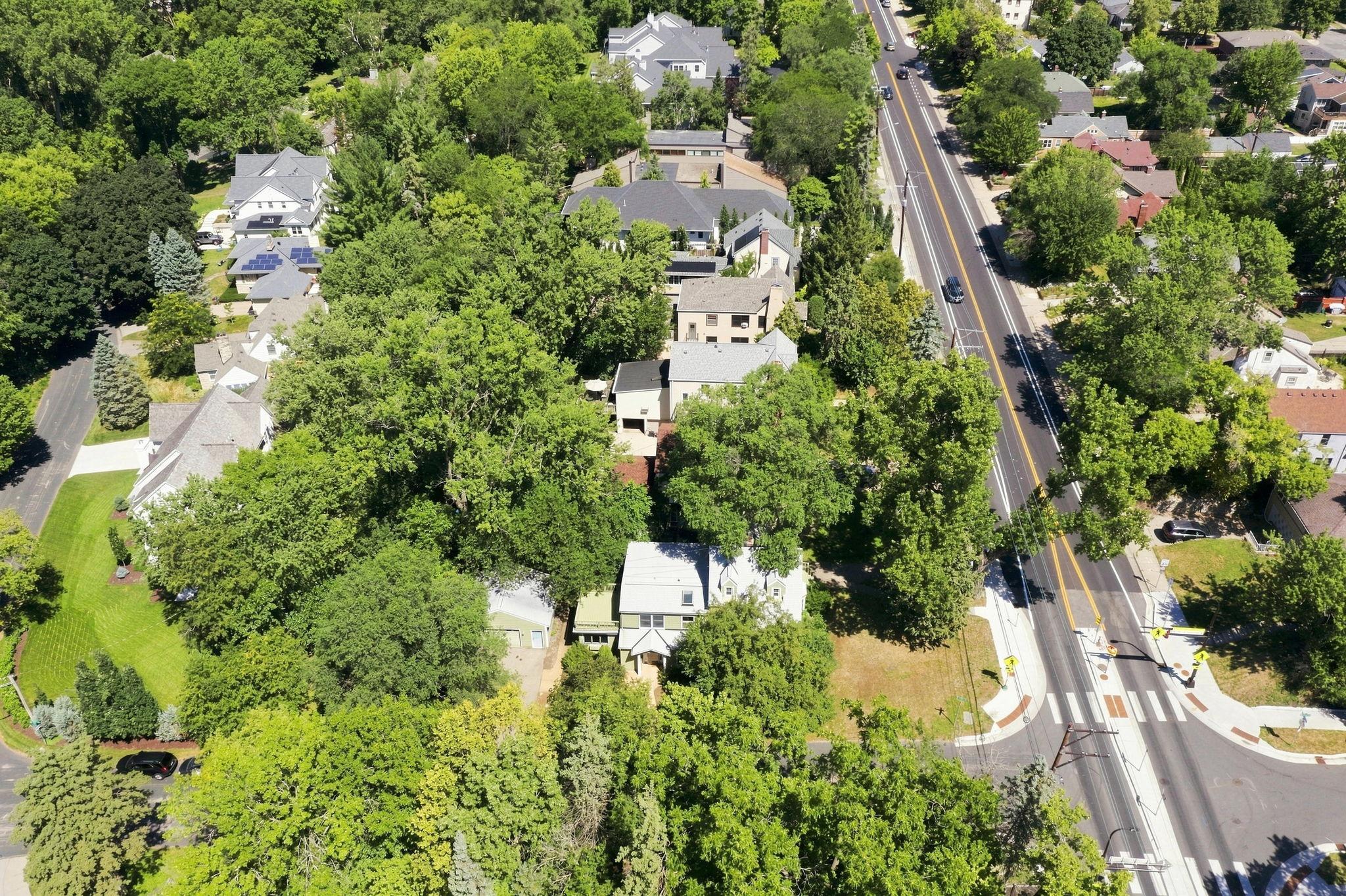 View of Residential at 3900 47th Street, Edina MN 55424, Edina (65 of 77) - Mike Wilen | Minnesota Team Real Estate
