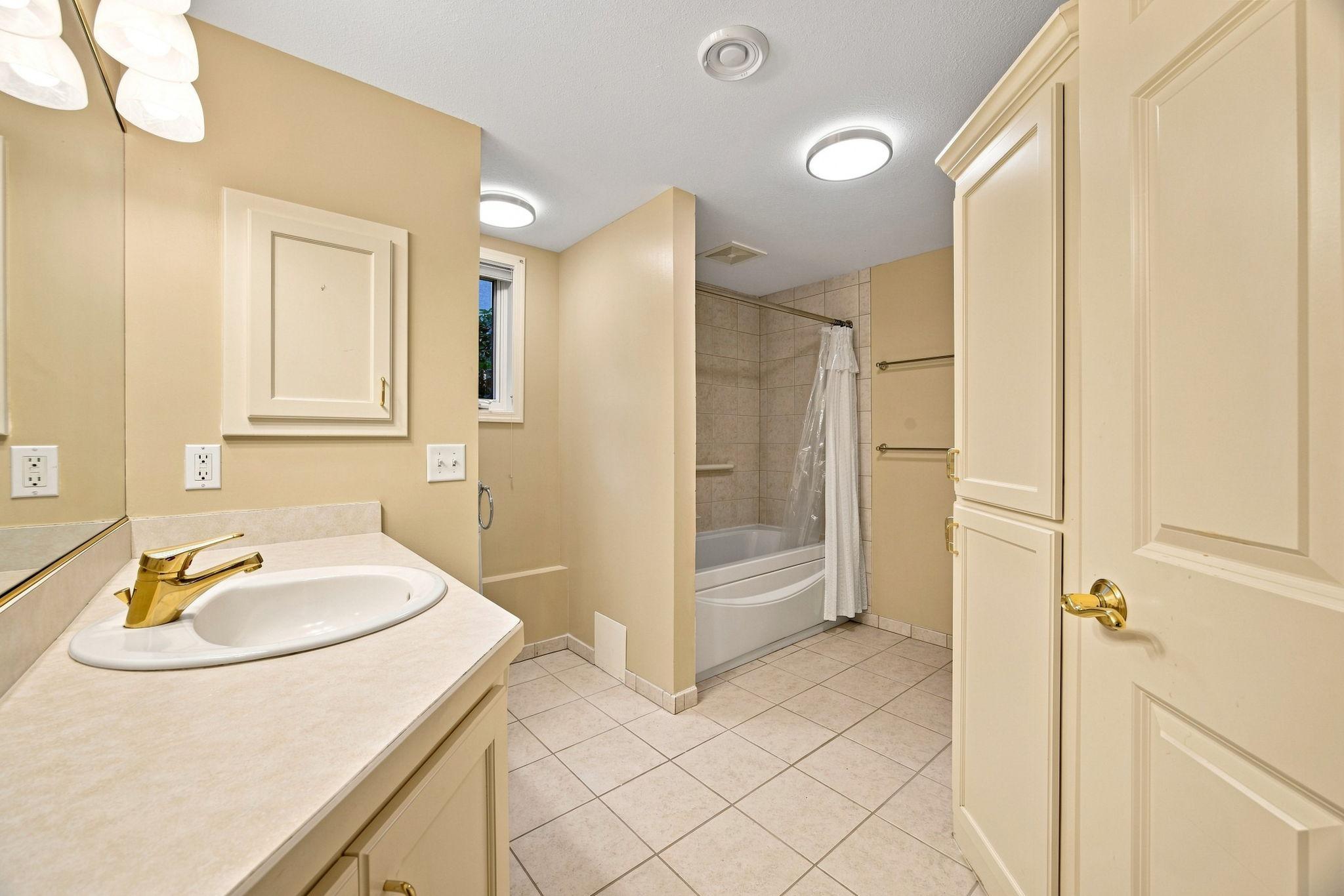 View of Residential at 3900 47th Street, Edina MN 55424, Edina (53 of 77) - Mike Wilen | Minnesota Team Real Estate