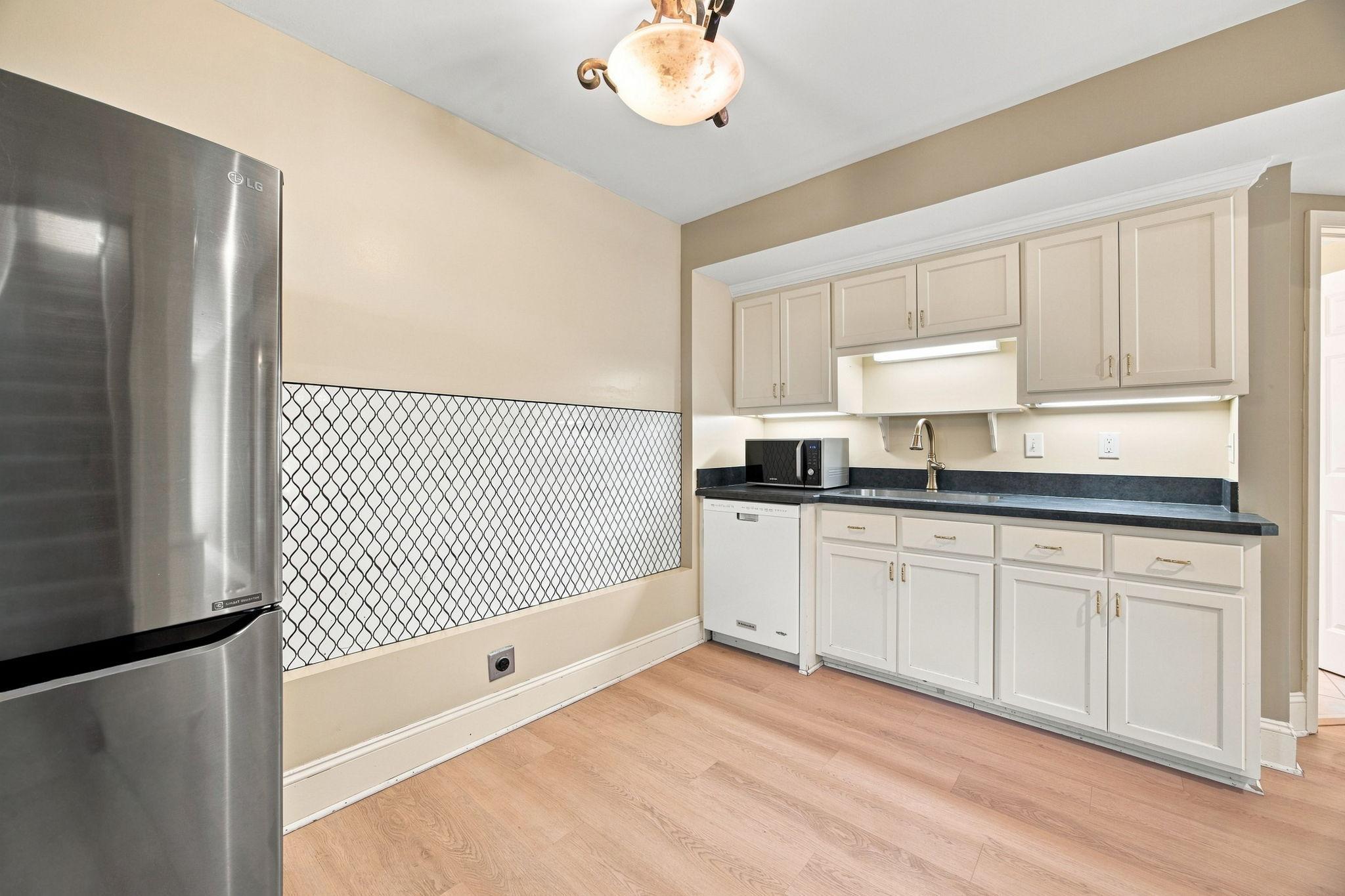 View of Residential at 3900 47th Street, Edina MN 55424, Edina (47 of 77) - Mike Wilen | Minnesota Team Real Estate