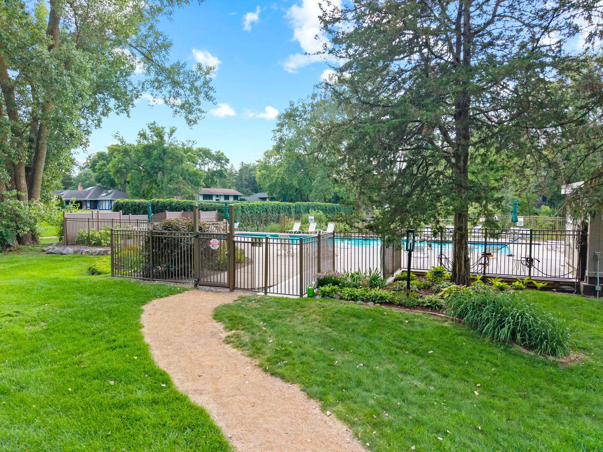 View of Residential at 8549 Irwin Road #126, Bloomington MN 55437, Bloomington (19 of 31) - Mike Wilen | Minnesota Team Real Estate