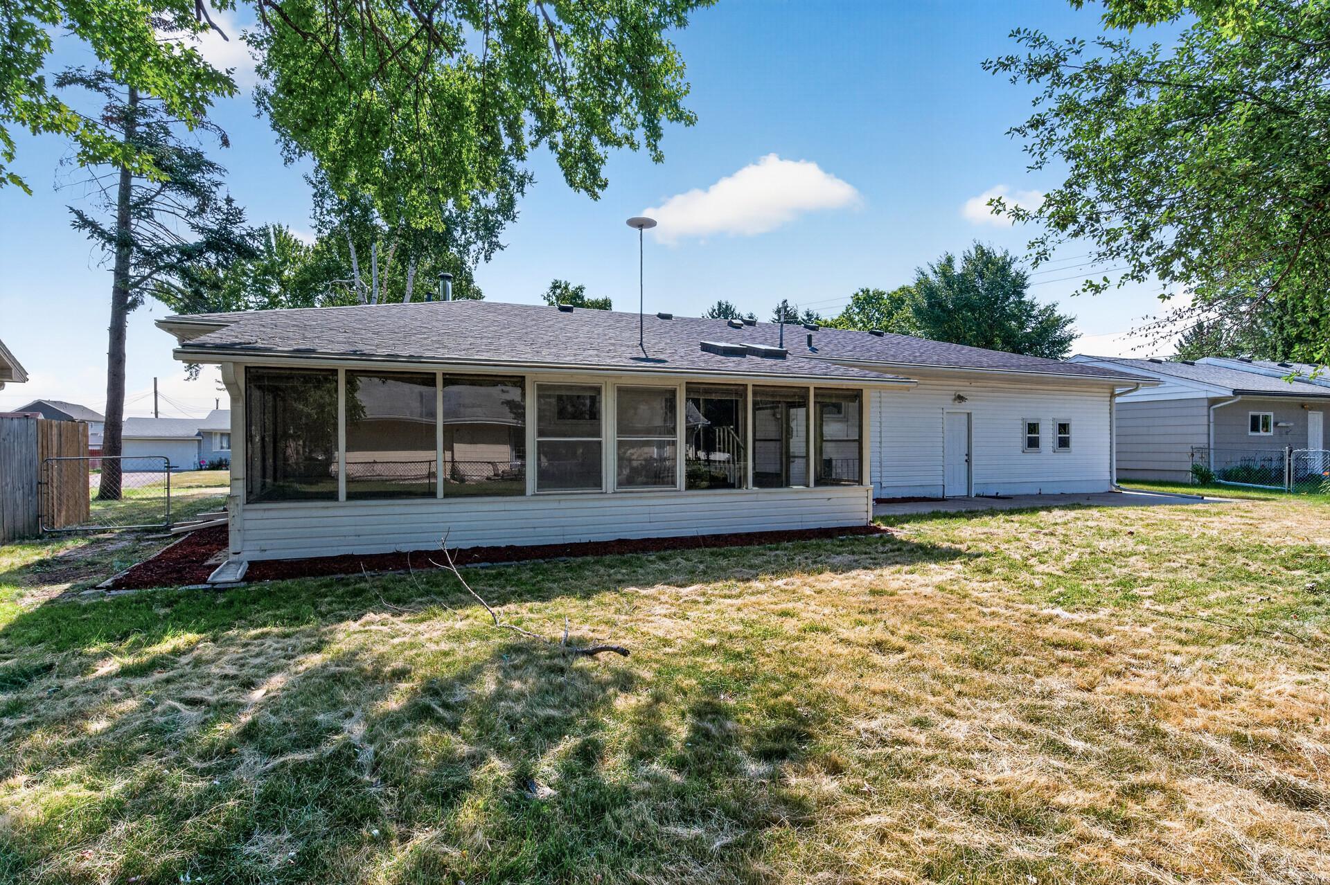 View of Residential at 4949 Virginia Avenue, New Hope MN 55428, New Hope (29 of 30) - Mike Wilen | Minnesota Team Real Estate