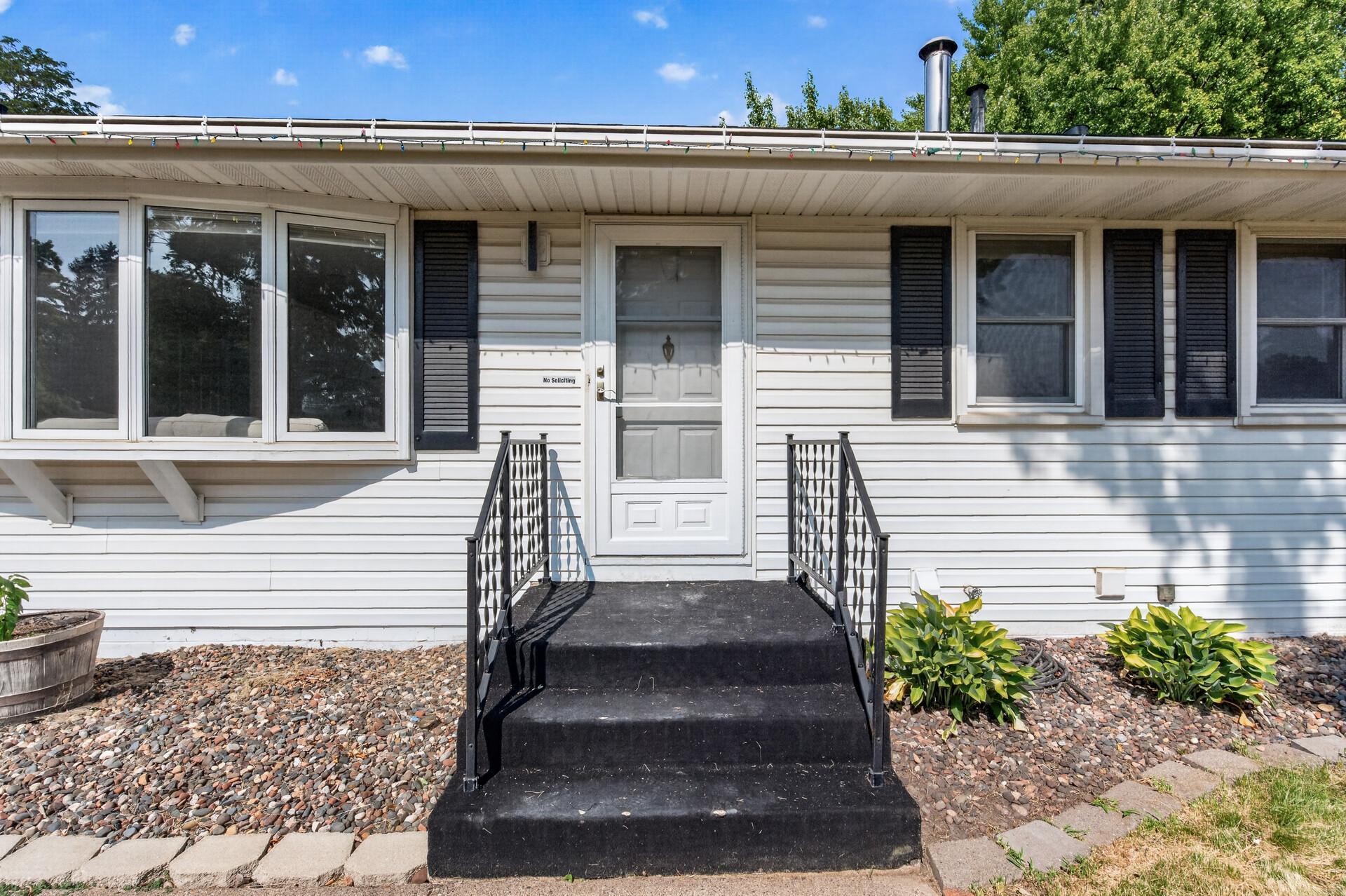 View of Residential at 4949 Virginia Avenue, New Hope MN 55428, New Hope (4 of 30) - Mike Wilen | Minnesota Team Real Estate