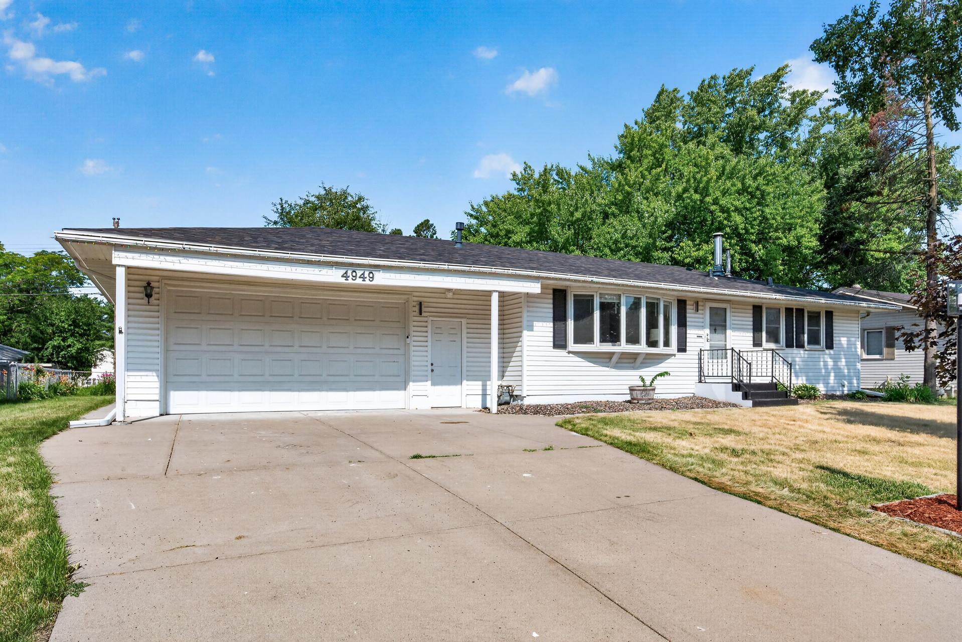 View of Residential at 4949 Virginia Avenue, New Hope MN 55428, New Hope (2 of 30) - Mike Wilen | Minnesota Team Real Estate