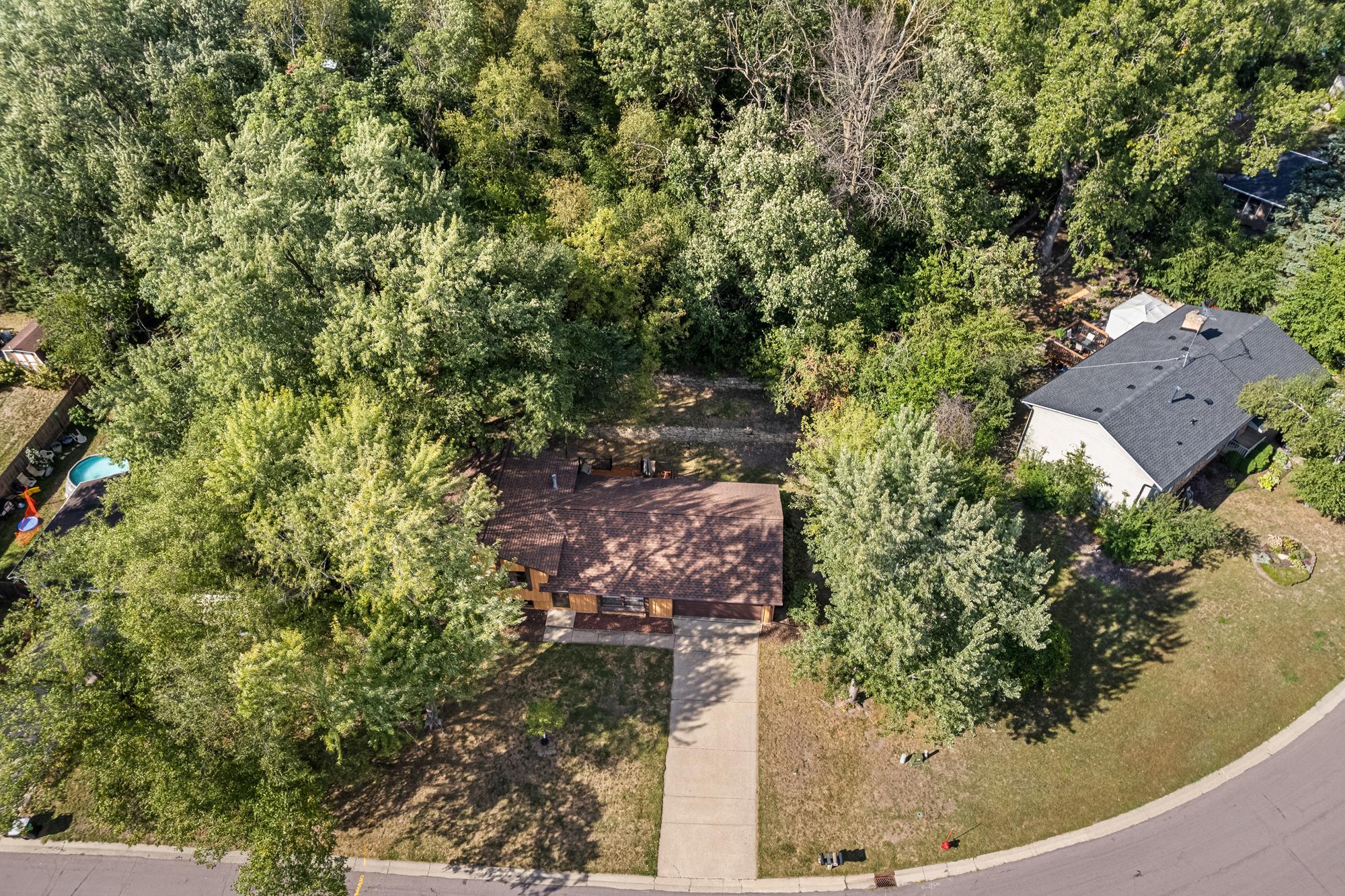 View of Residential at 13045 Eveleth Avenue, Apple Valley MN 55124, Apple Valley (27 of 31) - Mike Wilen | Minnesota Team Real Estate