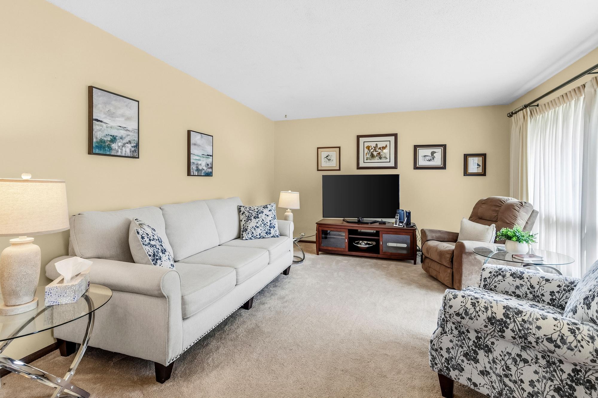 View of Residential at 13045 Eveleth Avenue, Apple Valley MN 55124, Apple Valley (18 of 31) - Mike Wilen | Minnesota Team Real Estate