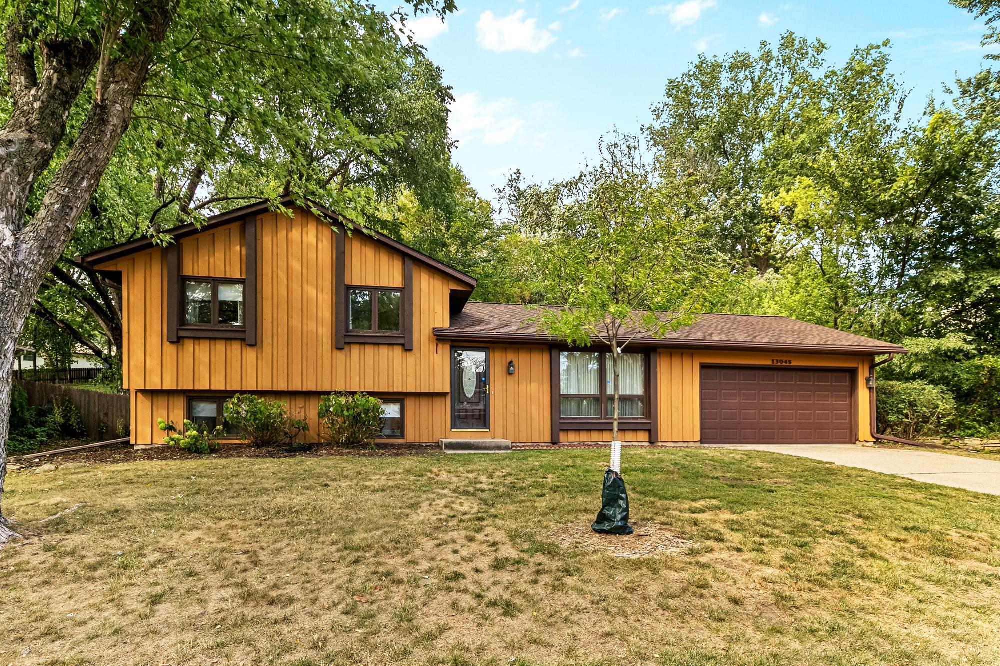 View of Residential at 13045 Eveleth Avenue, Apple Valley MN 55124, Apple Valley (2 of 31) - Mike Wilen | Minnesota Team Real Estate