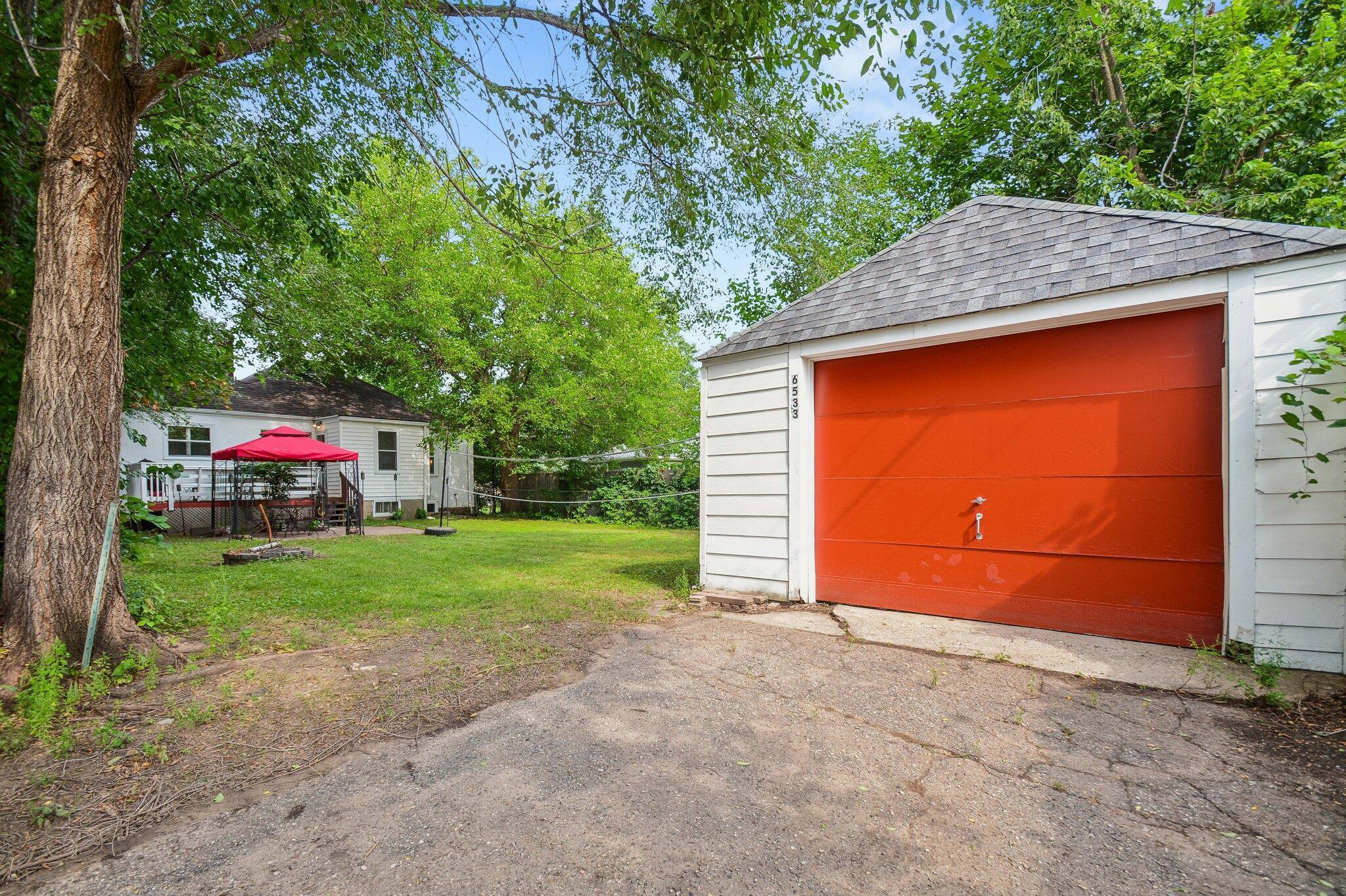 View of Residential at 6533 Bloomington Avenue, Richfield MN 55423, Richfield (34 of 39) - Mike Wilen | Minnesota Team Real Estate