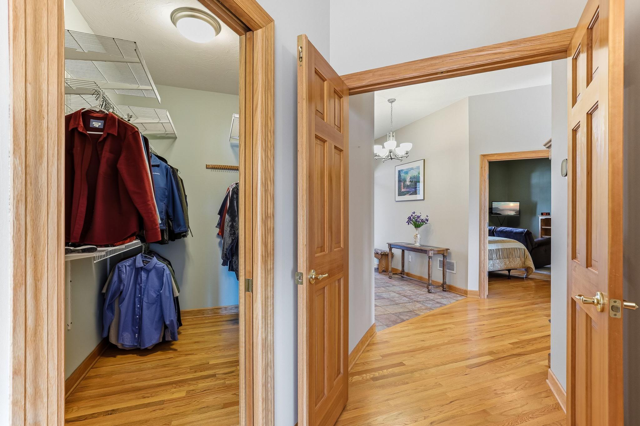 View of Residential at 4525 Alicia Drive, Eagan MN 55077, Eagan (33 of 79) - Mike Wilen | Minnesota Team Real Estate