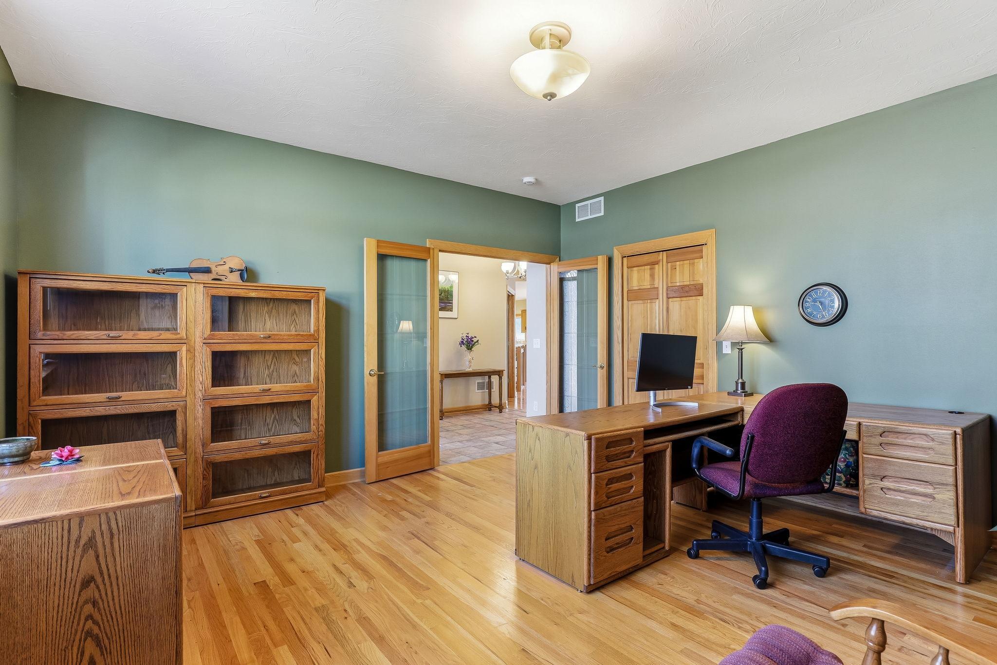 View of Residential at 4525 Alicia Drive, Eagan MN 55077, Eagan (24 of 79) - Mike Wilen | Minnesota Team Real Estate