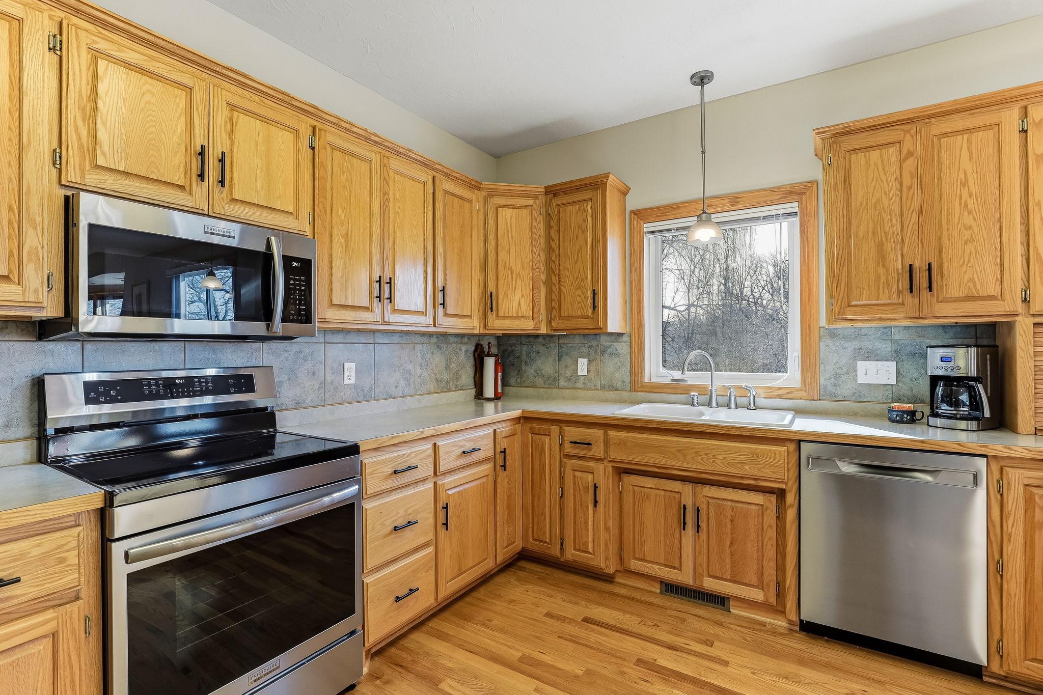 View of Residential at 4525 Alicia Drive, Eagan MN 55077, Eagan (18 of 79) - Mike Wilen | Minnesota Team Real Estate