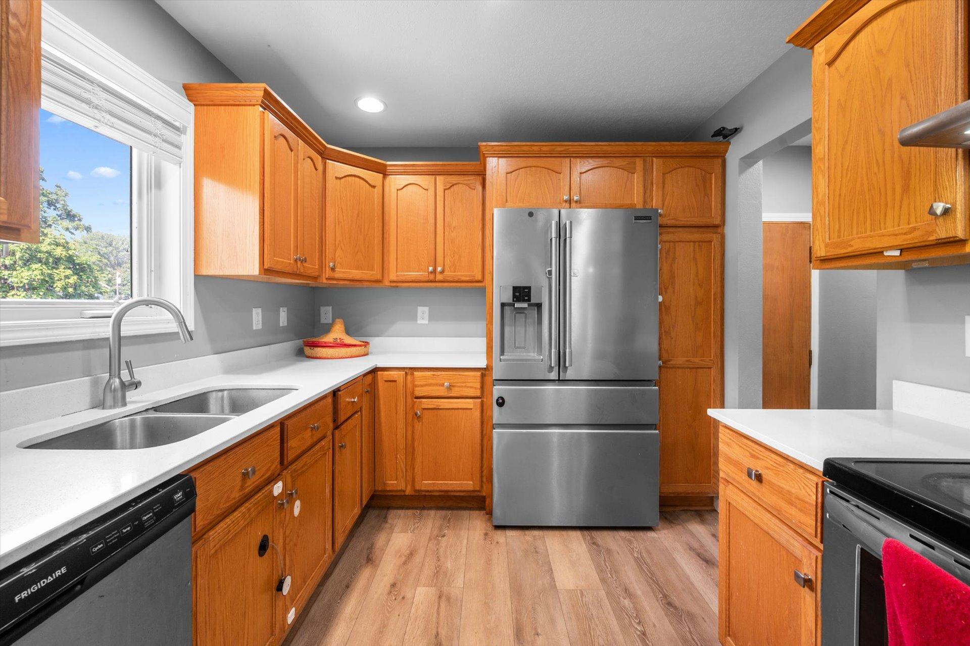 View of Residential at 2656 Fremont Avenue, Maplewood MN 55119, Maplewood (8 of 30) - Mike Wilen | Minnesota Team Real Estate