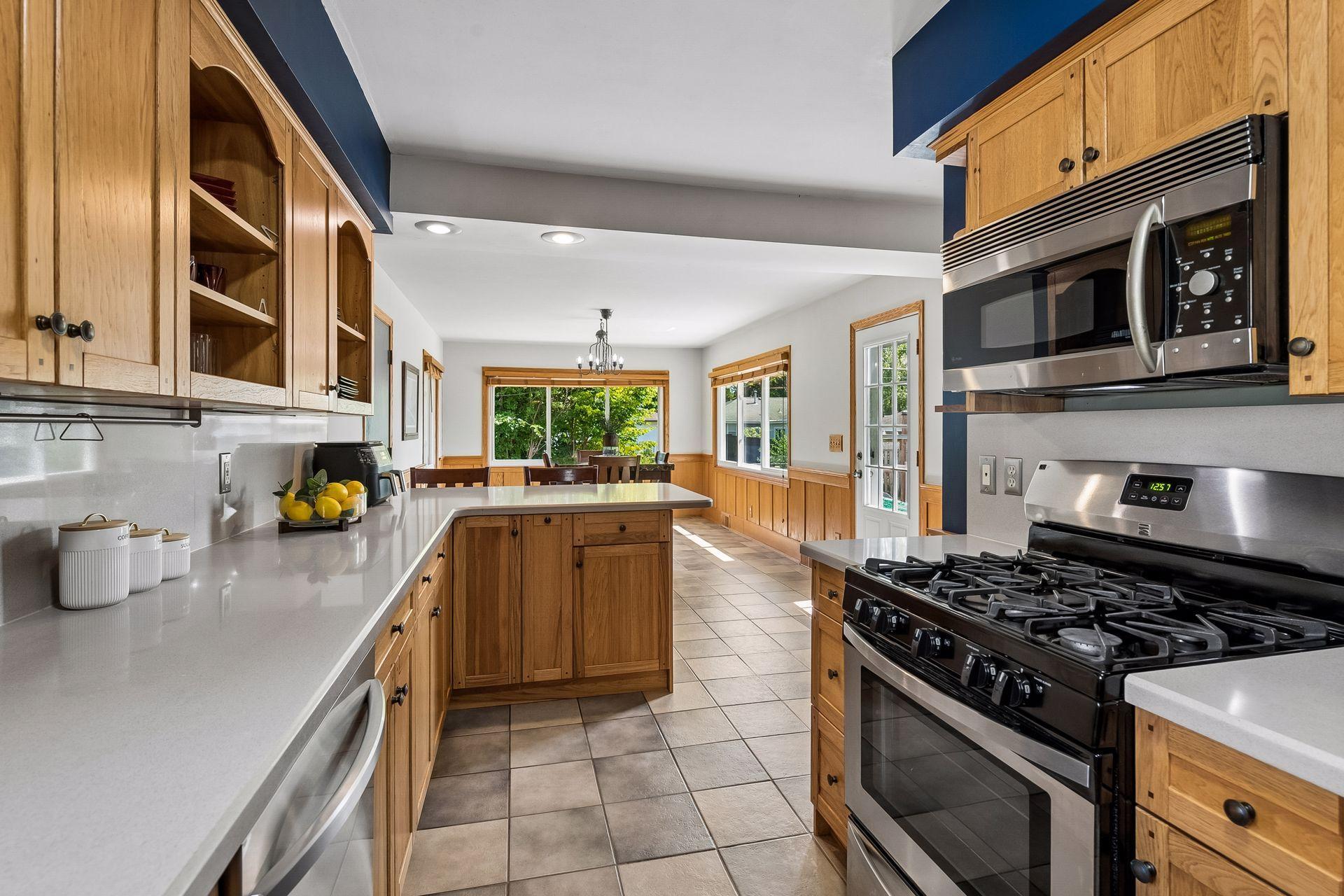 View of Residential at 7139 17th Avenue, Richfield MN 55423, Richfield (11 of 38) - Mike Wilen | Minnesota Team Real Estate
