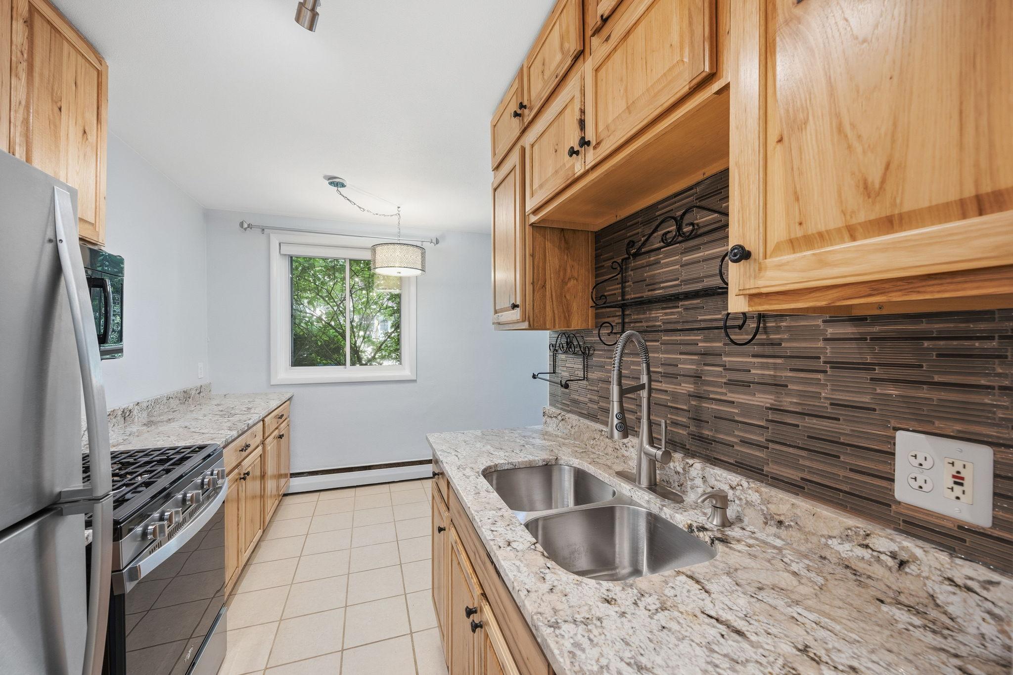 View of Residential at 3237 15th Avenue #11, Minneapolis MN 55407, Minneapolis (8 of 24) - Mike Wilen | Minnesota Team Real Estate