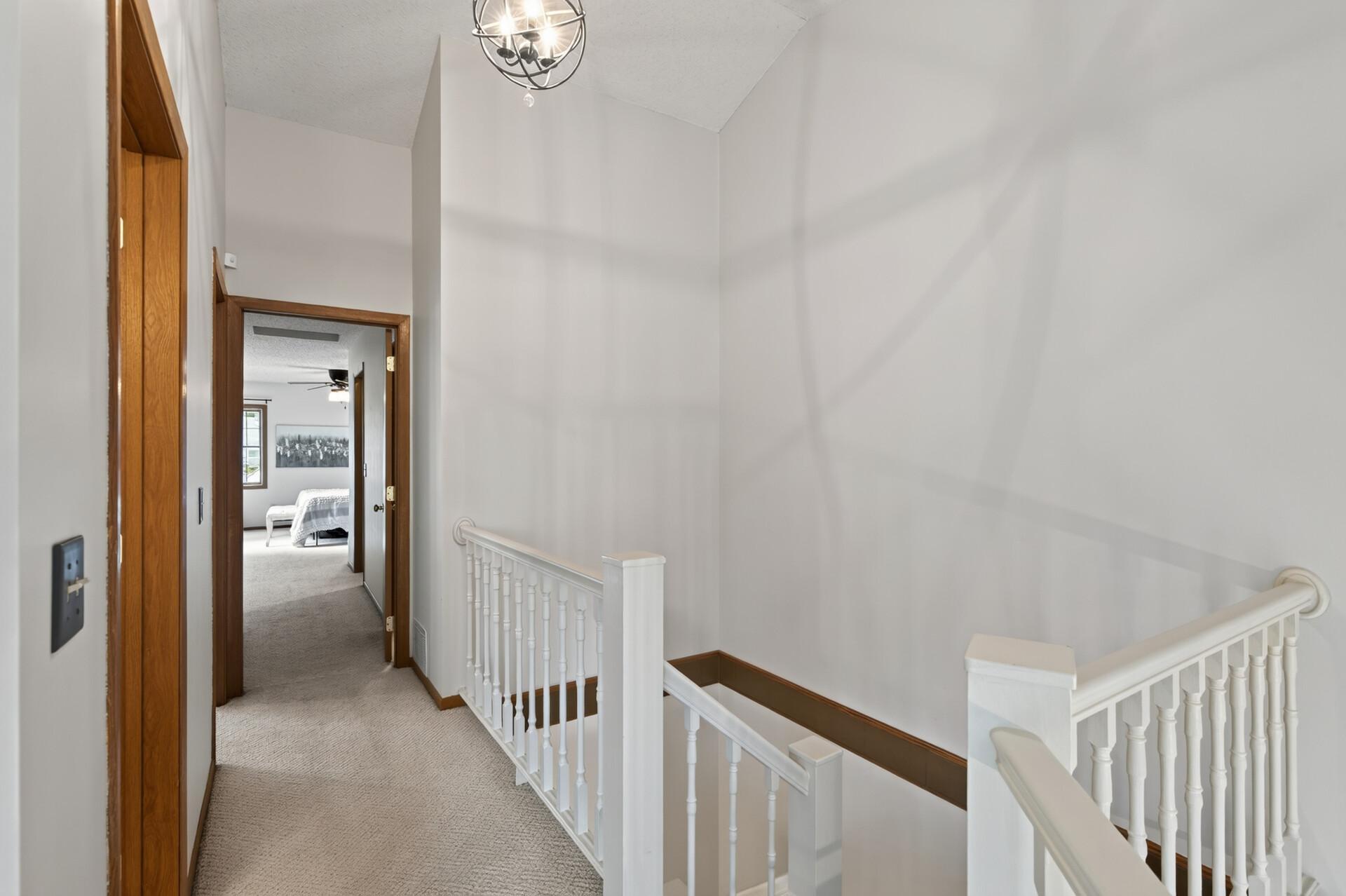 View of Residential at 14307 Bedford Drive, Eden Prairie MN 55346, Eden Prairie (16 of 46) - Mike Wilen | Minnesota Team Real Estate