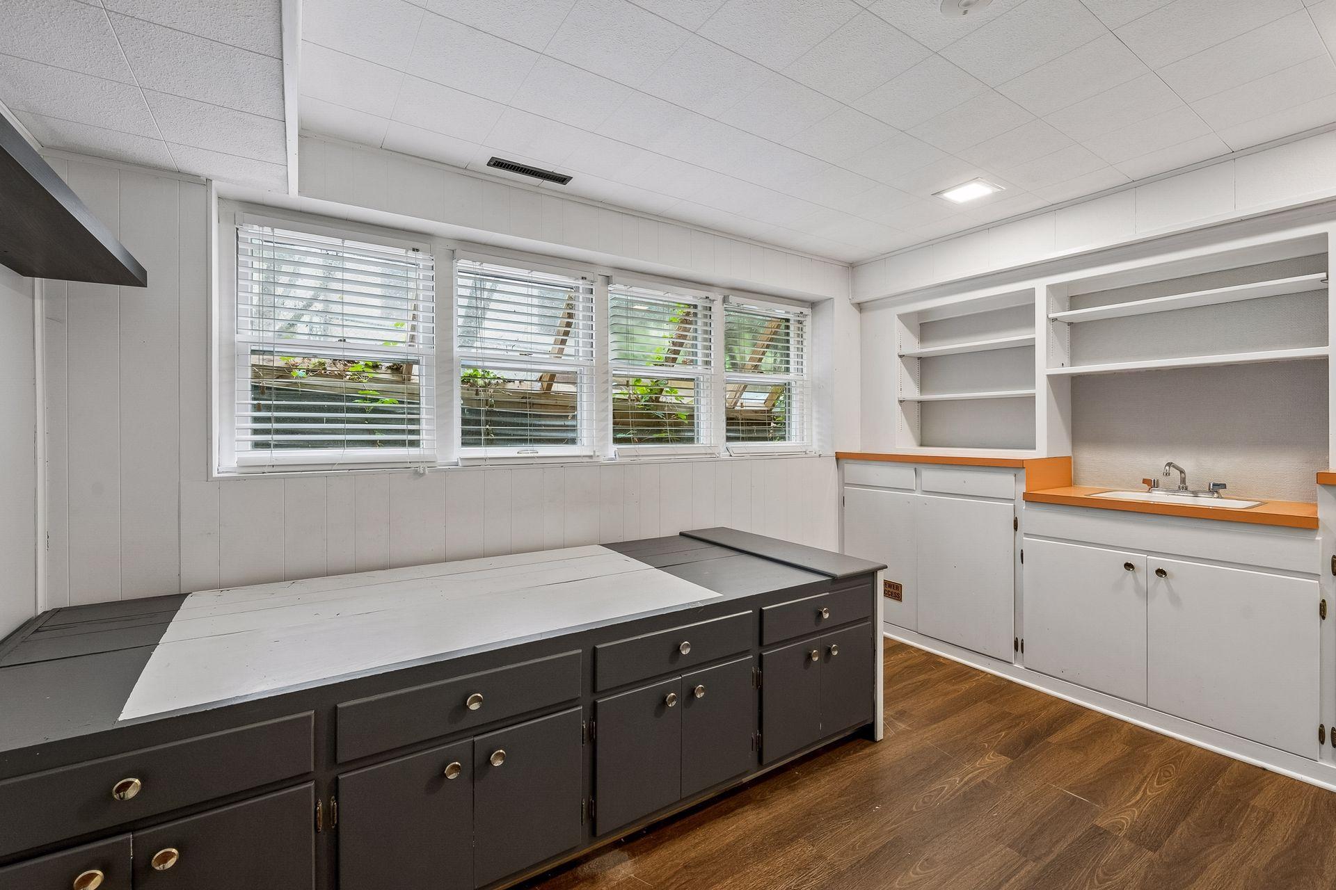 View of Residential at 99 Forestdale Road, Minneapolis MN 55410, Minneapolis (33 of 39) - Mike Wilen | Minnesota Team Real Estate