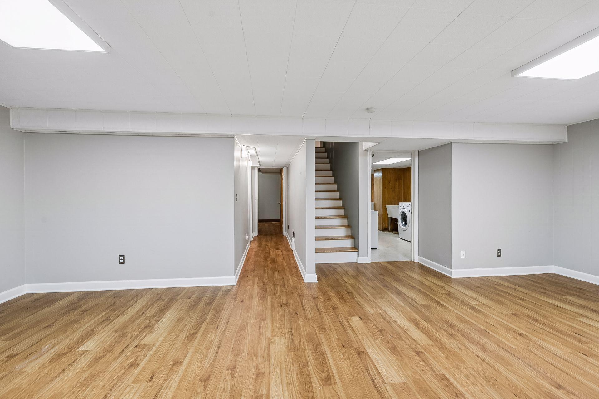 View of Residential at 99 Forestdale Road, Minneapolis MN 55410, Minneapolis (30 of 39) - Mike Wilen | Minnesota Team Real Estate