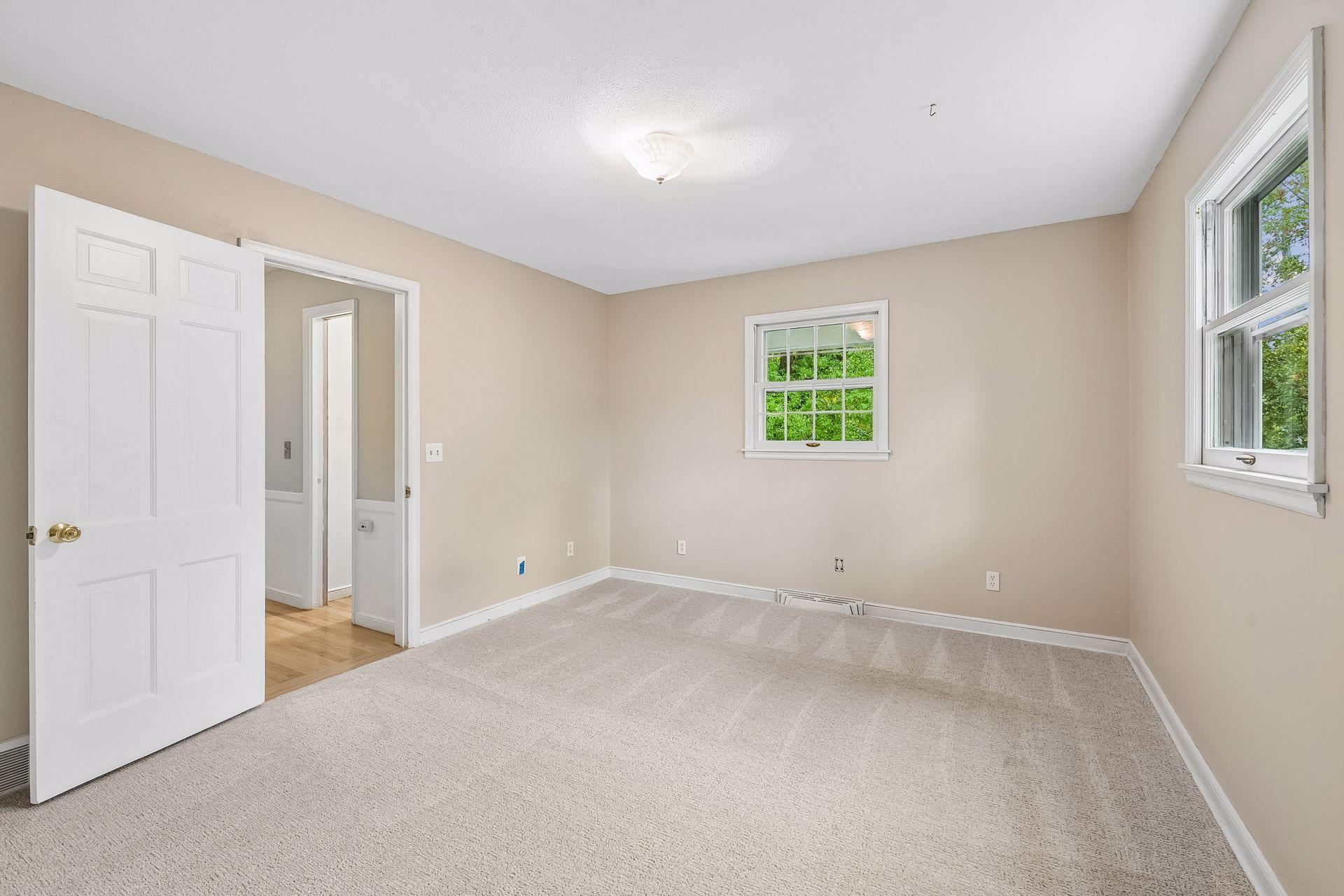 View of Residential at 99 Forestdale Road, Minneapolis MN 55410, Minneapolis (22 of 39) - Mike Wilen | Minnesota Team Real Estate
