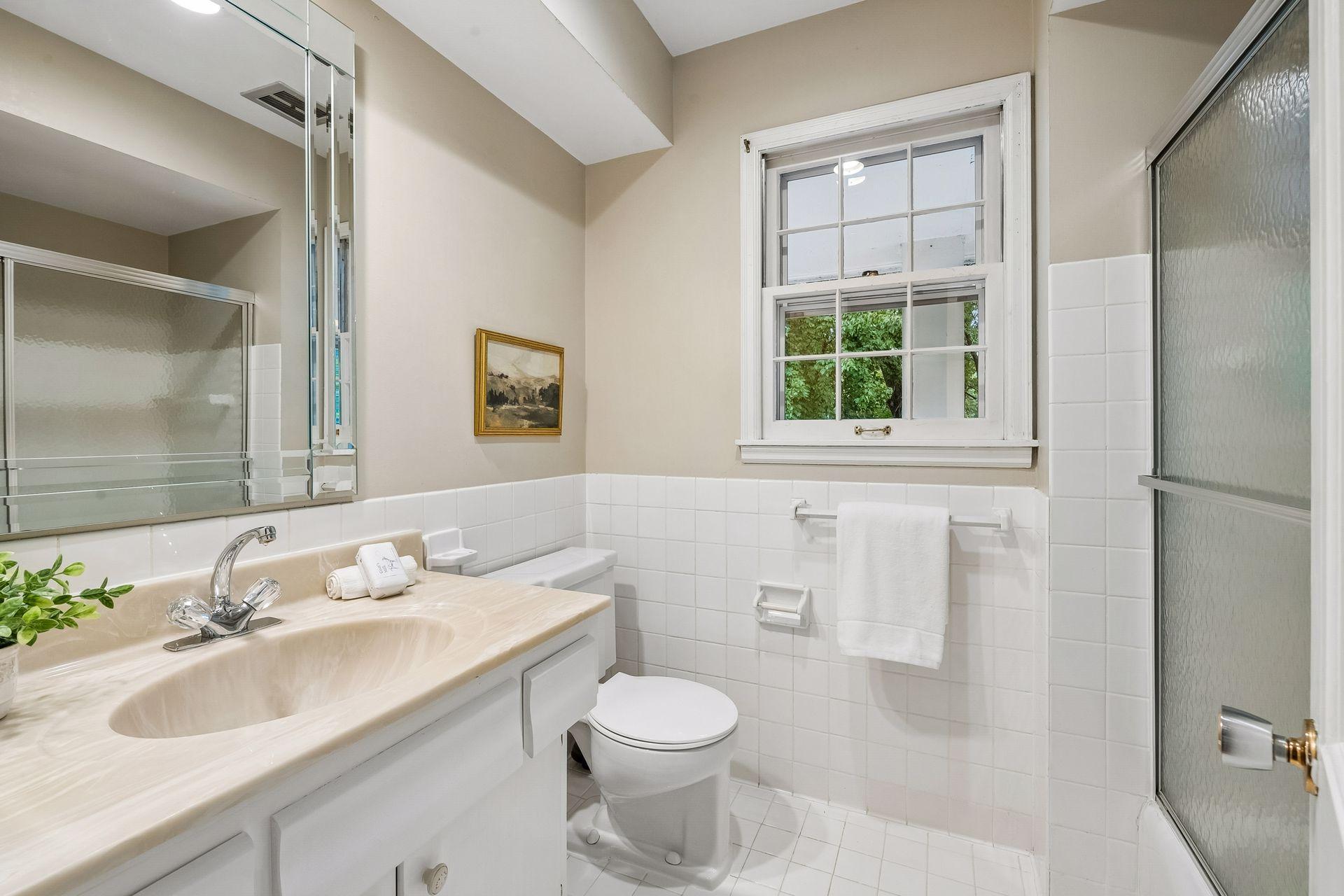 View of Residential at 99 Forestdale Road, Minneapolis MN 55410, Minneapolis (21 of 39) - Mike Wilen | Minnesota Team Real Estate