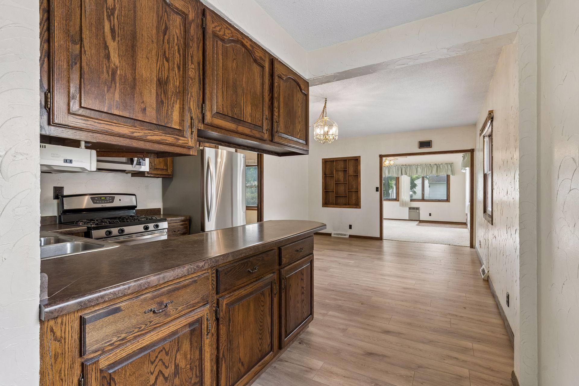 View of Residential at 96 Orange Avenue, Saint Paul MN 55117, Saint Paul (6 of 36) - Mike Wilen | Minnesota Team Real Estate