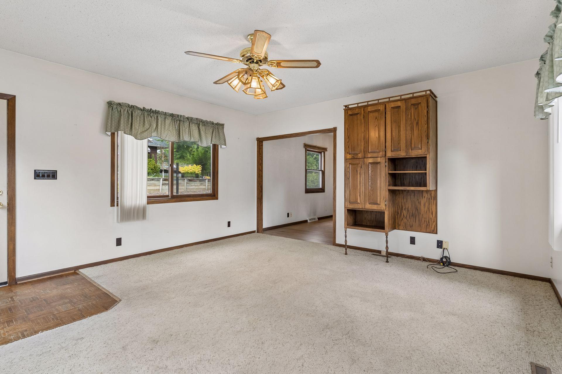 View of Residential at 96 Orange Avenue, Saint Paul MN 55117, Saint Paul (14 of 36) - Mike Wilen | Minnesota Team Real Estate
