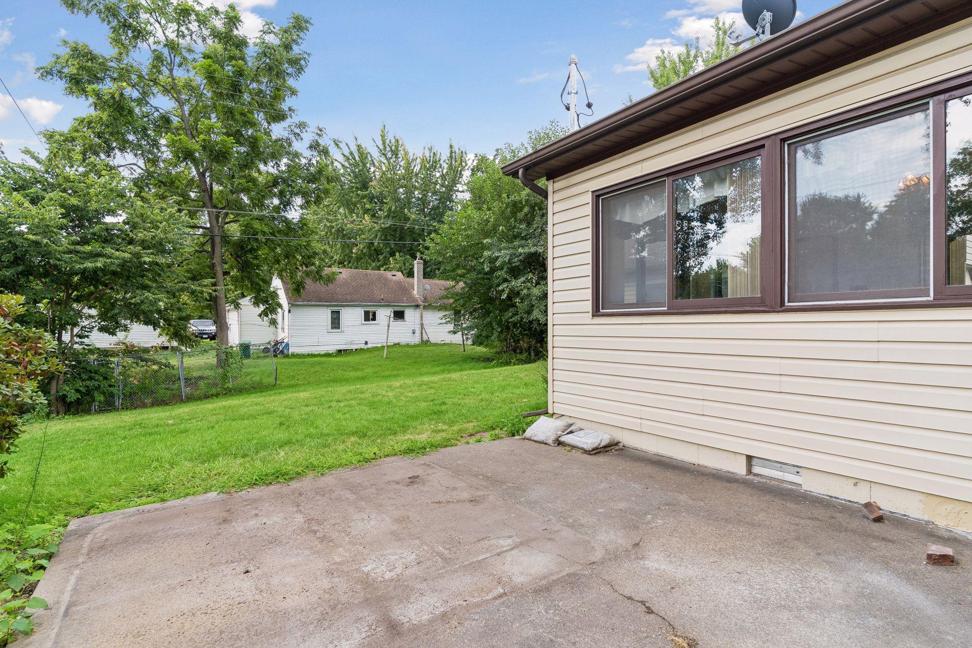 View of Residential at 96 Orange Avenue, Saint Paul MN 55117, Saint Paul (29 of 36) - Mike Wilen | Minnesota Team Real Estate