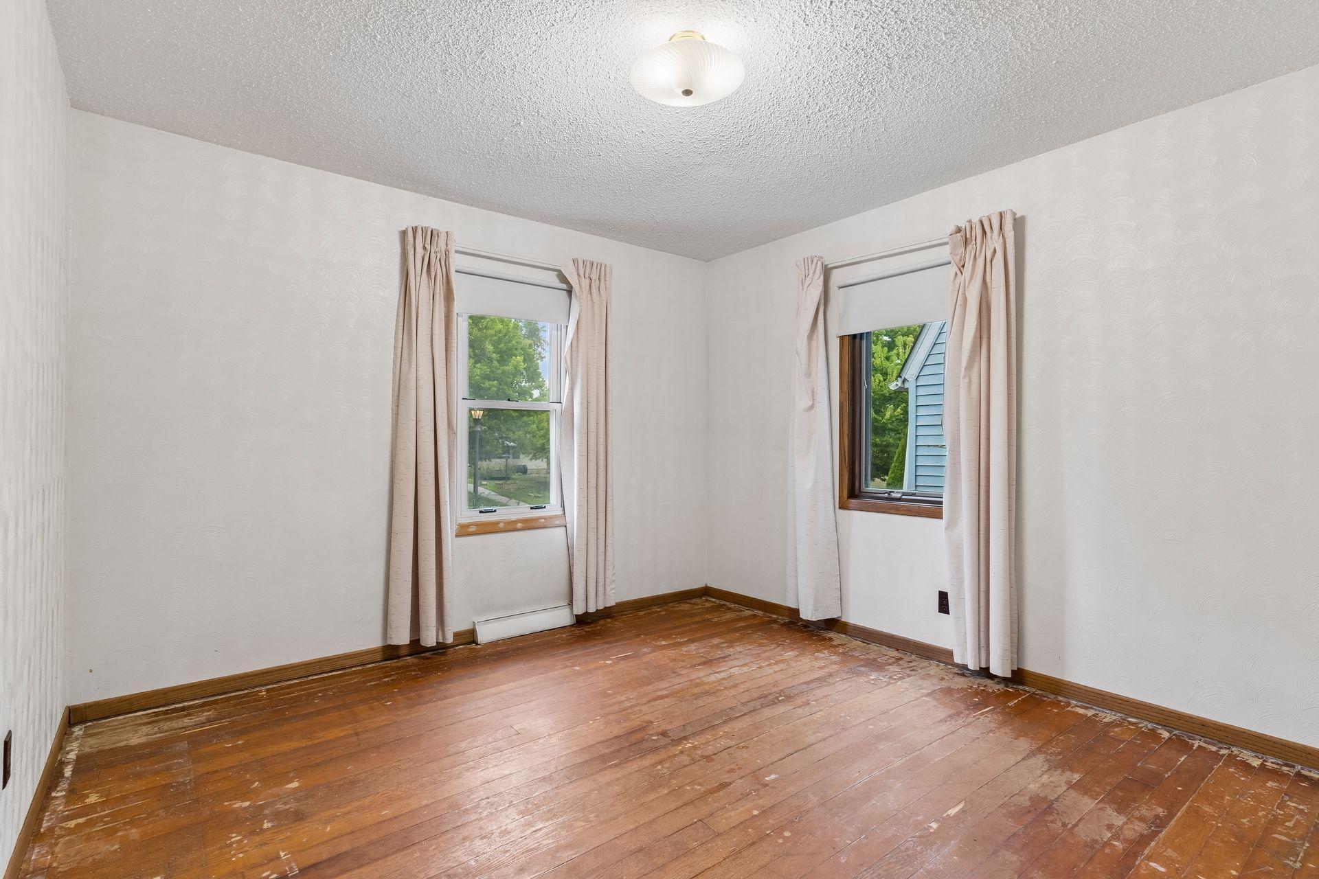 View of Residential at 96 Orange Avenue, Saint Paul MN 55117, Saint Paul (23 of 36) - Mike Wilen | Minnesota Team Real Estate
