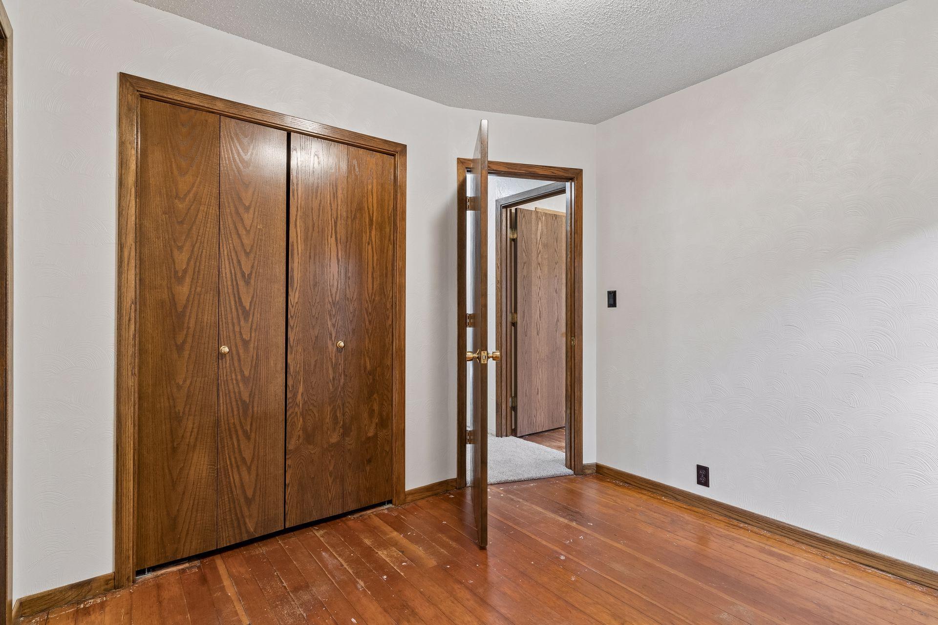 View of Residential at 96 Orange Avenue, Saint Paul MN 55117, Saint Paul (22 of 36) - Mike Wilen | Minnesota Team Real Estate