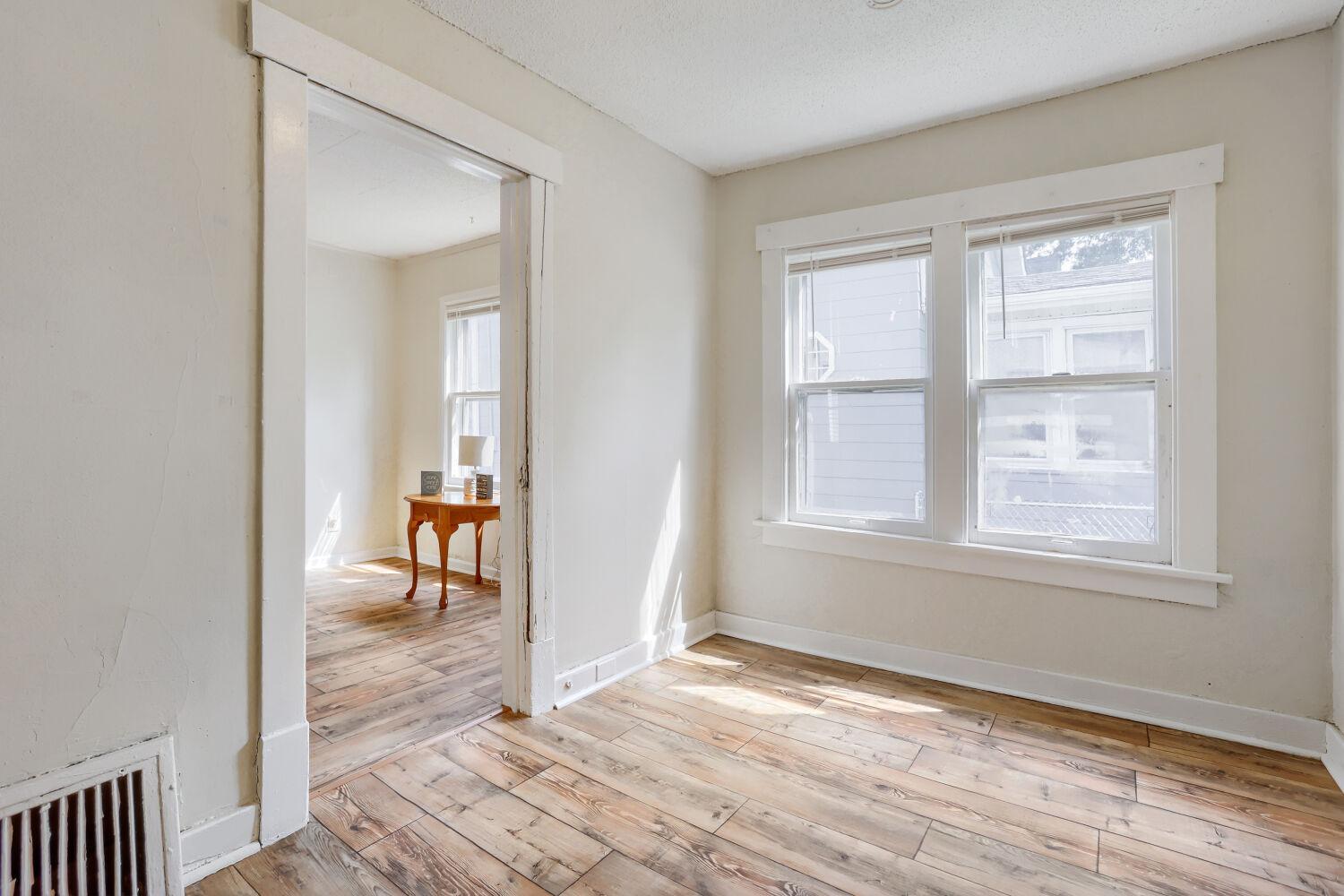 View of Residential at 2922 Sheridan Avenue, Minneapolis MN 55411, Minneapolis (10 of 13) - Mike Wilen | Minnesota Team Real Estate