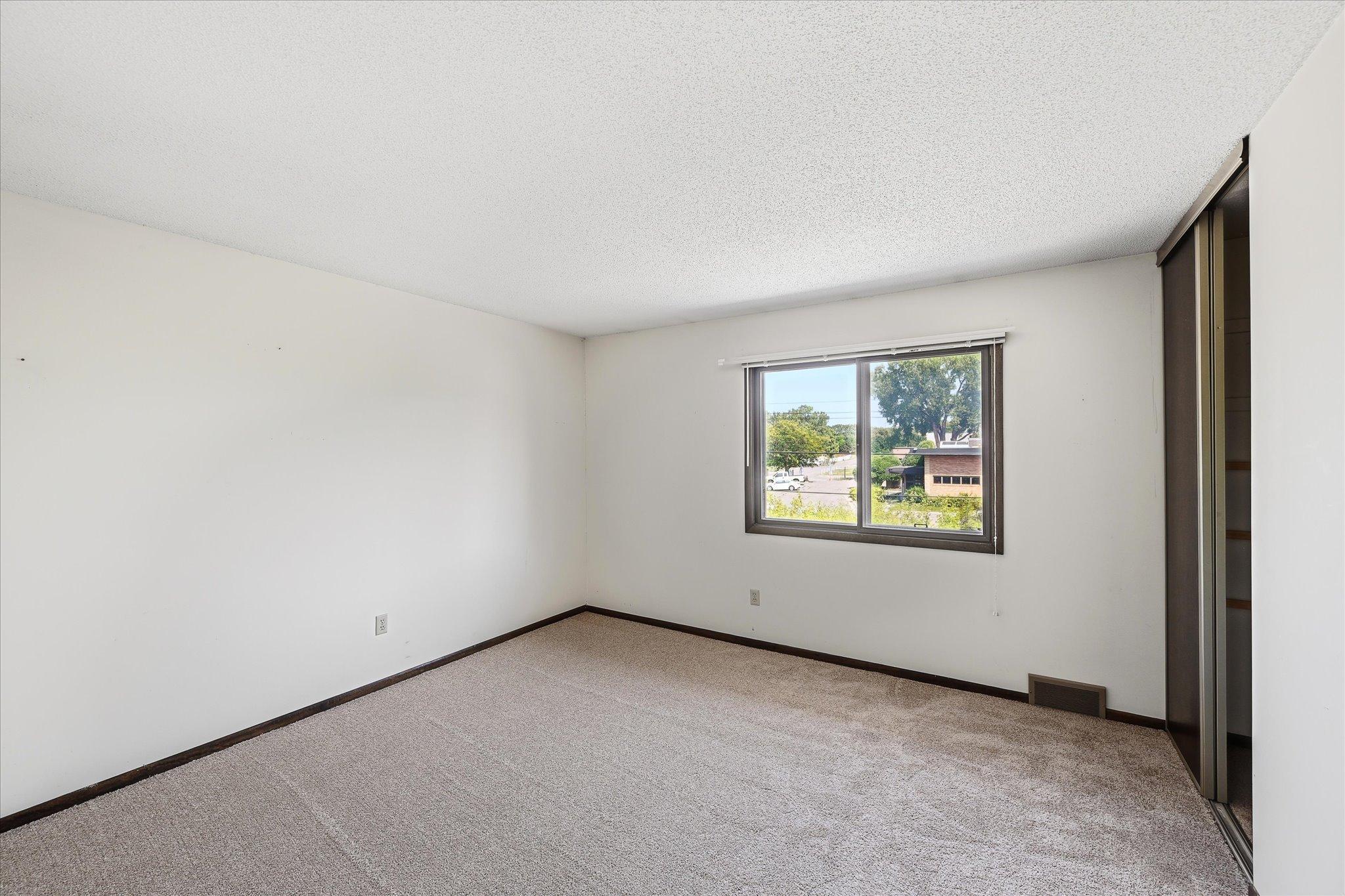 View of Residential at 2325 Hampshire Avenue, Saint Louis Park MN 55426, Saint Louis Park (12 of 22) - Mike Wilen | Minnesota Team Real Estate