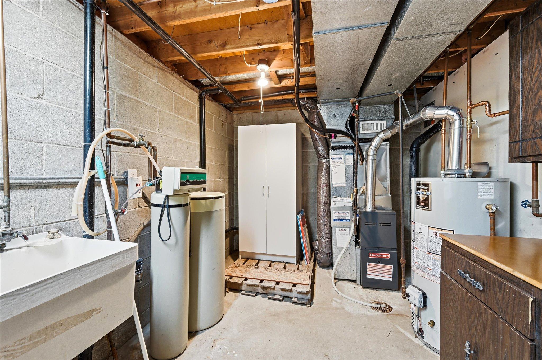 View of Residential at 2325 Hampshire Avenue, Saint Louis Park MN 55426, Saint Louis Park (17 of 22) - Mike Wilen | Minnesota Team Real Estate