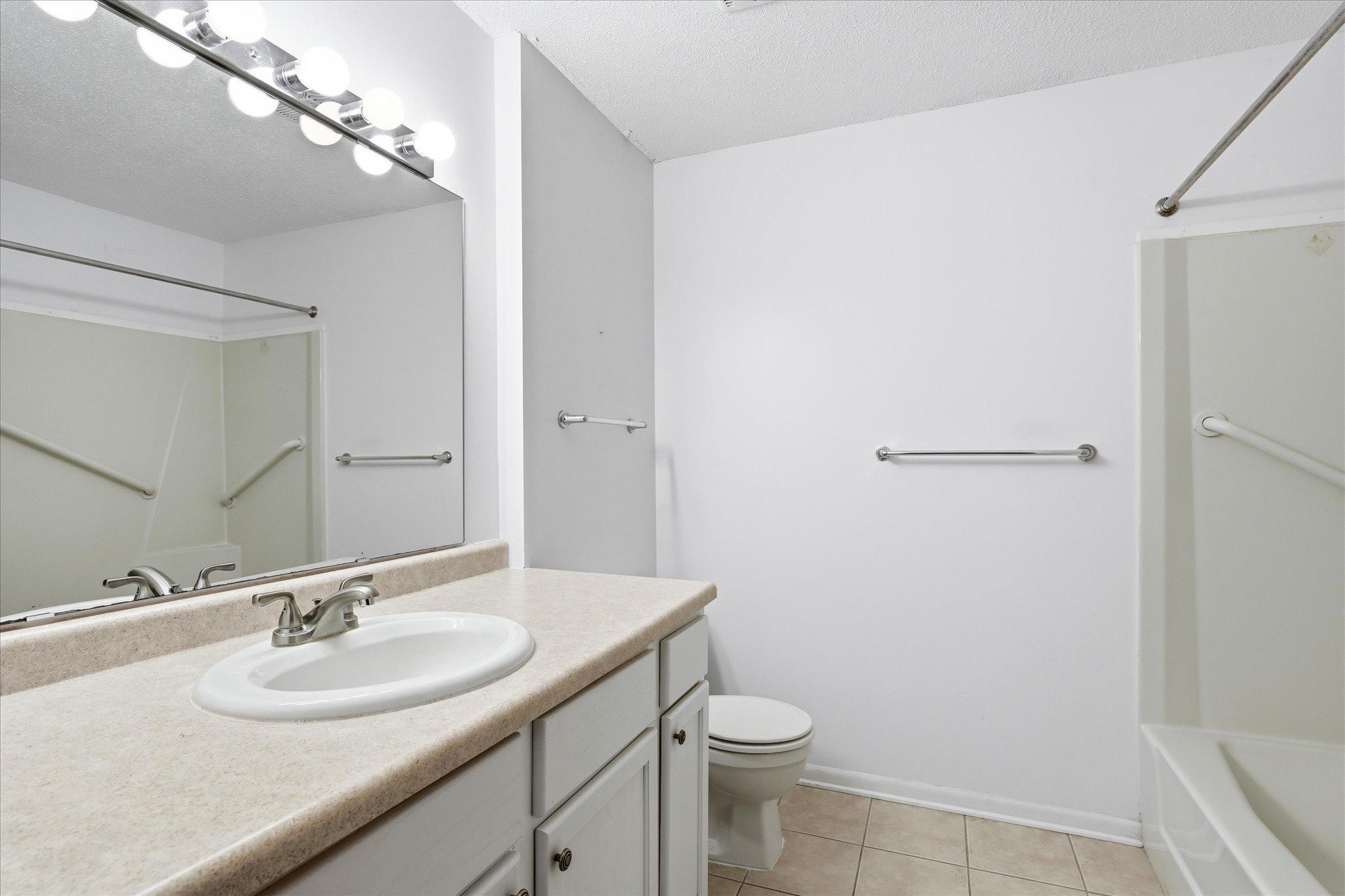 View of Residential at 2325 Hampshire Avenue, Saint Louis Park MN 55426, Saint Louis Park (13 of 22) - Mike Wilen | Minnesota Team Real Estate