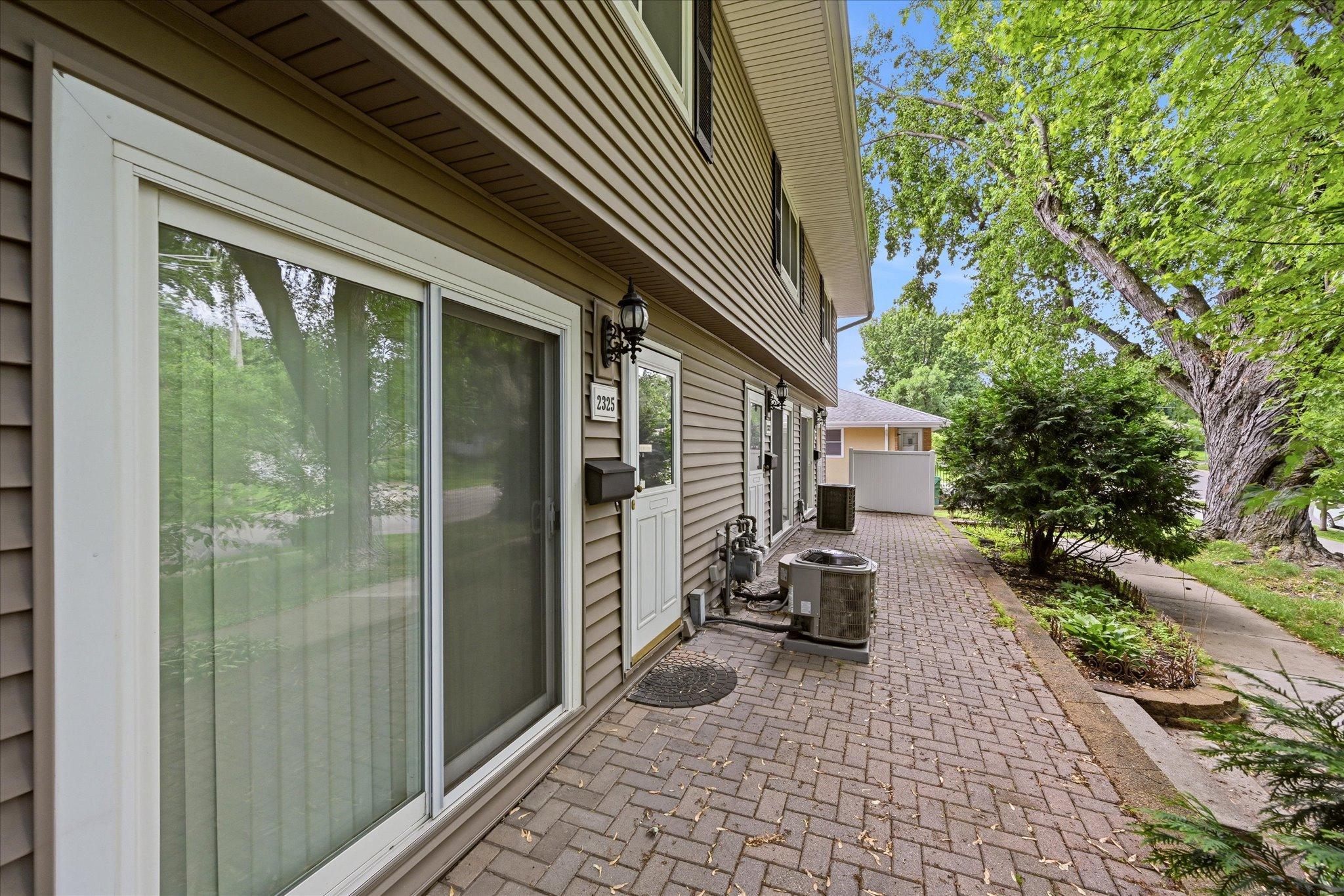 View of Residential at 2325 Hampshire Avenue, Saint Louis Park MN 55426, Saint Louis Park (19 of 22) - Mike Wilen | Minnesota Team Real Estate