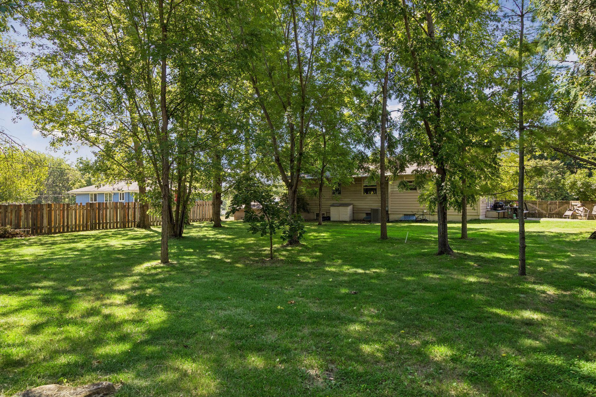 View of Residential at 2704 Shawnee Lane, Burnsville MN 55337, Burnsville (40 of 41) - Mike Wilen | Minnesota Team Real Estate