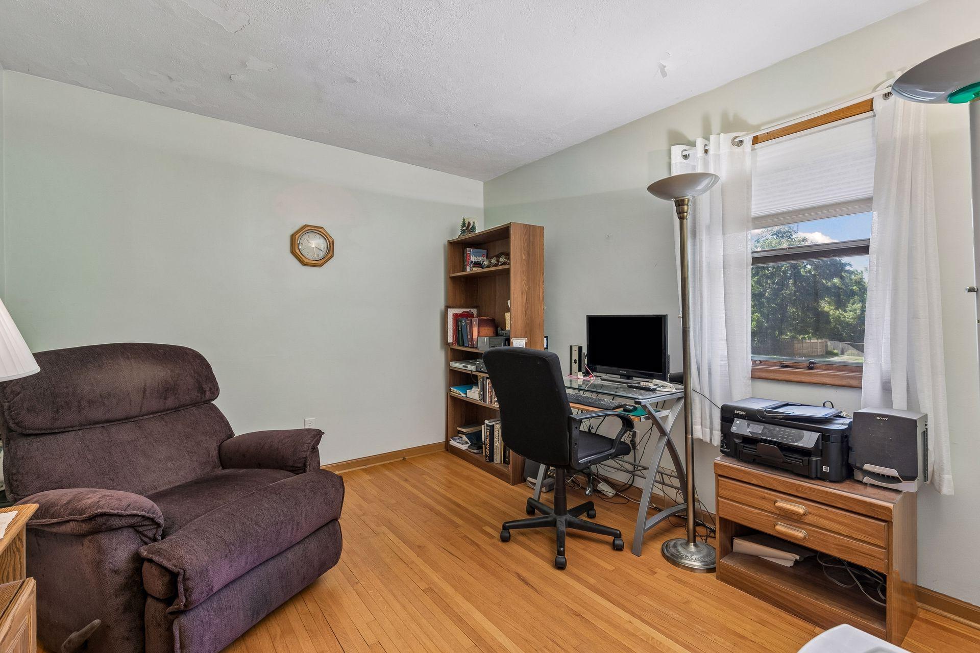 View of Residential at 2704 Shawnee Lane, Burnsville MN 55337, Burnsville (31 of 41) - Mike Wilen | Minnesota Team Real Estate