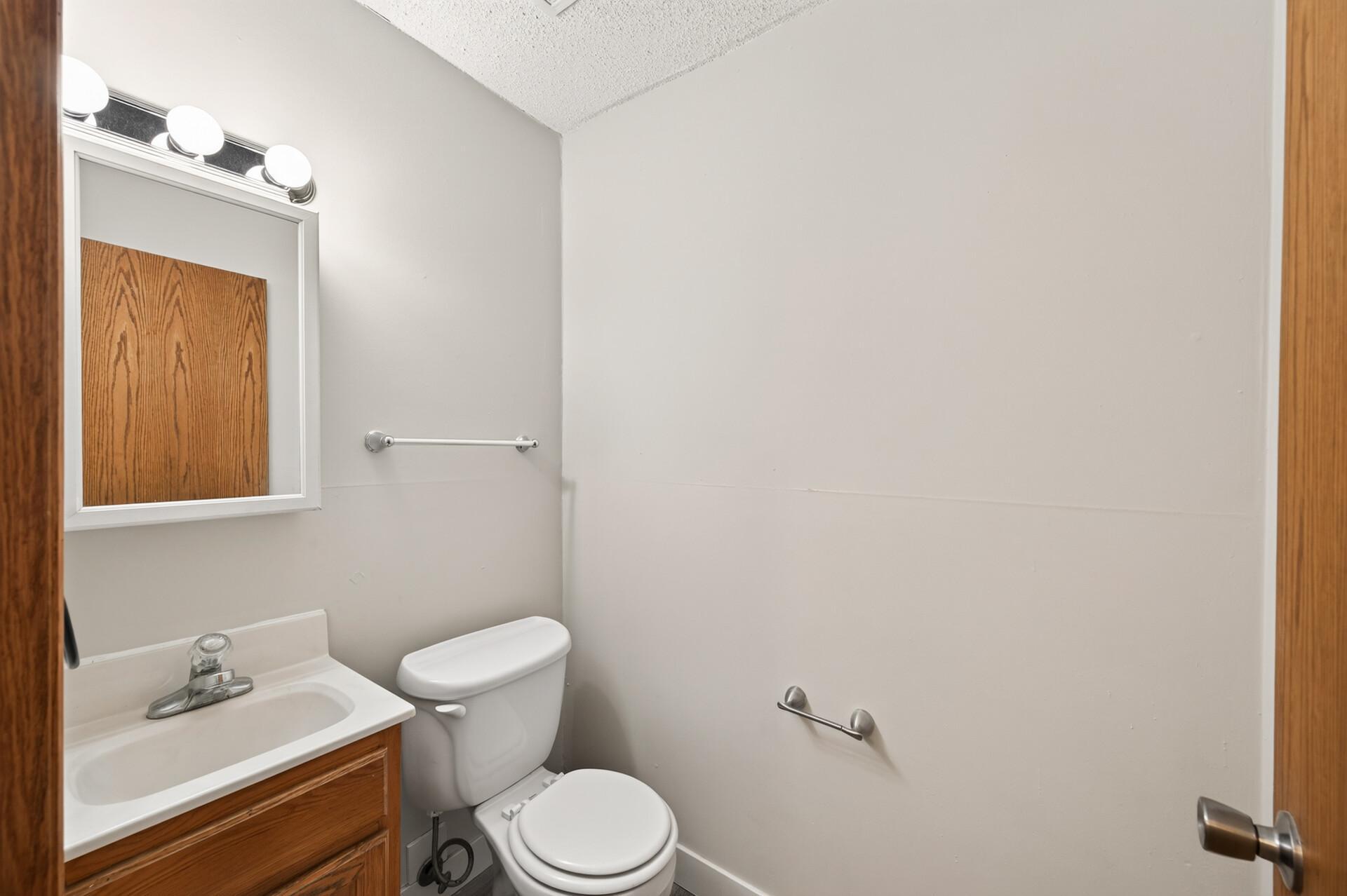 View of Residential at 6262 7th Street, Oakdale MN 55128, Oakdale (11 of 27) - Mike Wilen | Minnesota Team Real Estate