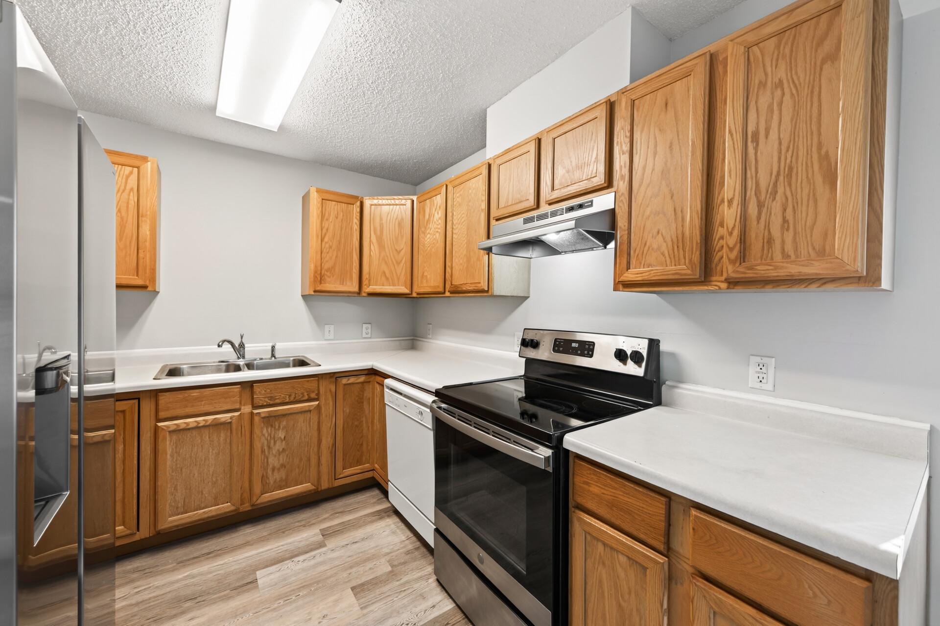 View of Residential at 6262 7th Street, Oakdale MN 55128, Oakdale (8 of 27) - Mike Wilen | Minnesota Team Real Estate