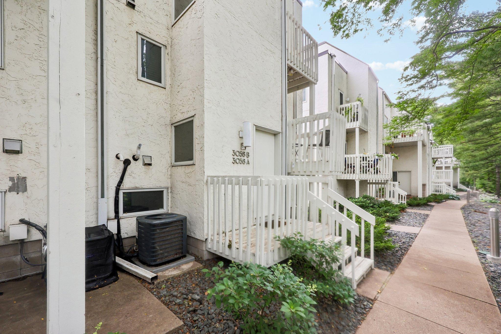 View of Residential at 3058 Lake Shore Drive #A, Minneapolis MN 55416, Minneapolis (24 of 26) - Mike Wilen | Minnesota Team Real Estate