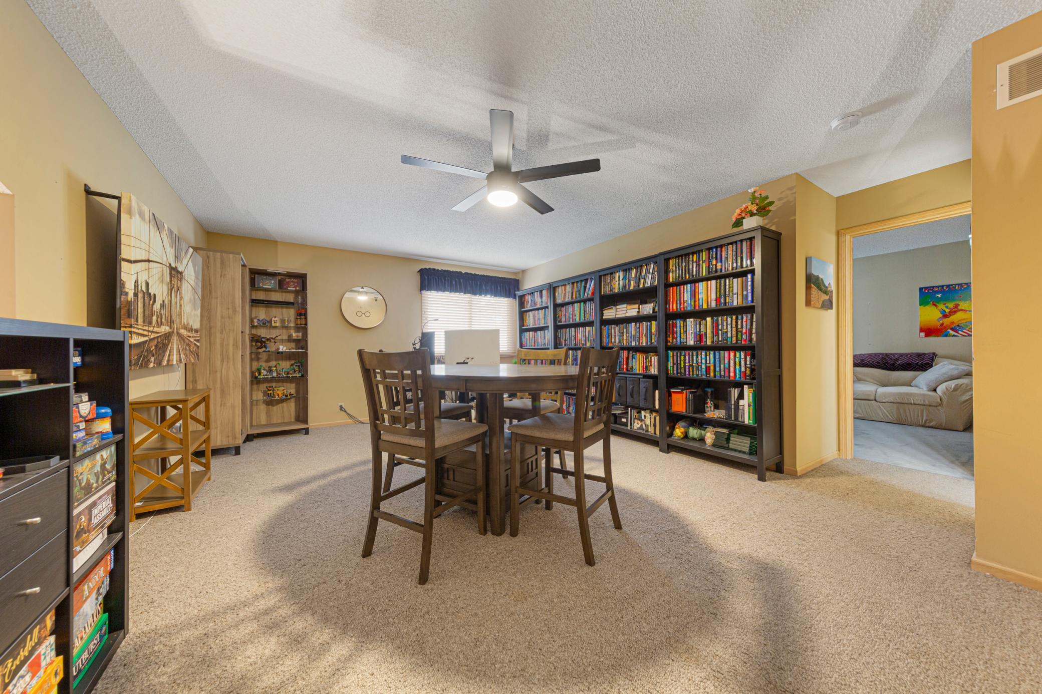 View of Residential at 1154 Aston Circle, Burnsville MN 55337, Burnsville (23 of 28) - Mike Wilen | Minnesota Team Real Estate