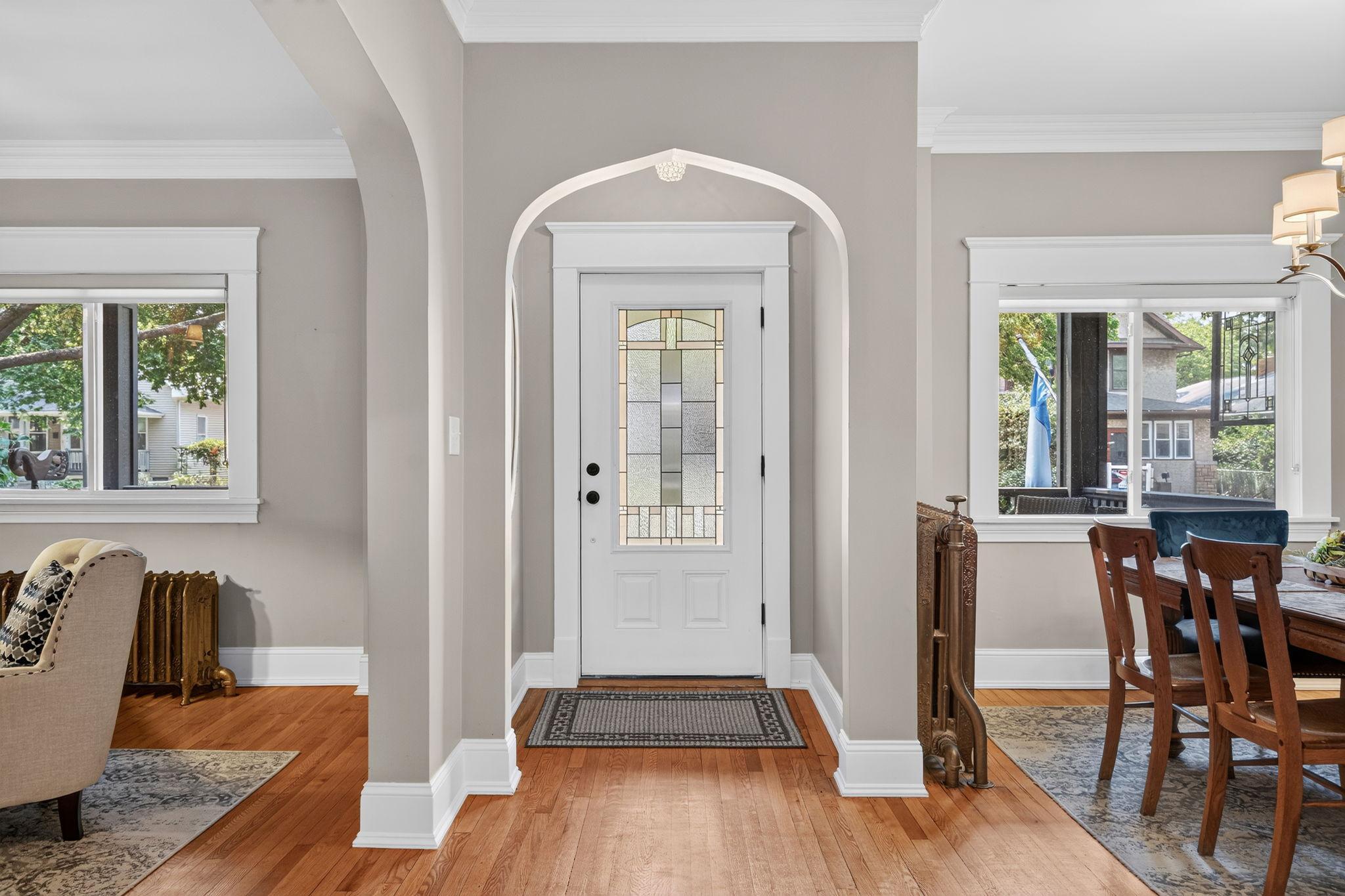 View of Residential at 847 Ashland Avenue, Saint Paul MN 55104, Saint Paul (13 of 61) - Mike Wilen | Minnesota Team Real Estate