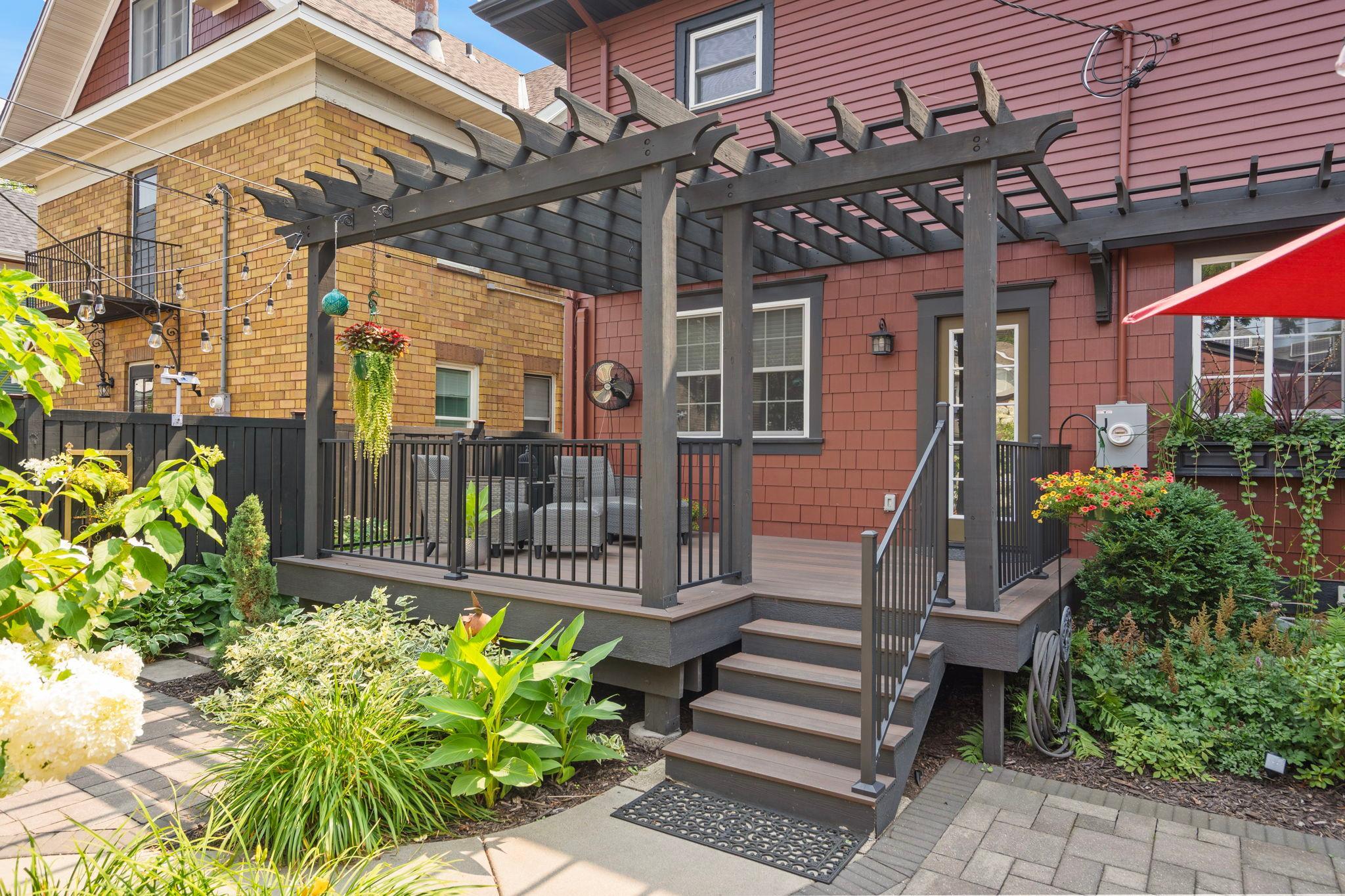 View of Residential at 847 Ashland Avenue, Saint Paul MN 55104, Saint Paul (9 of 61) - Mike Wilen | Minnesota Team Real Estate
